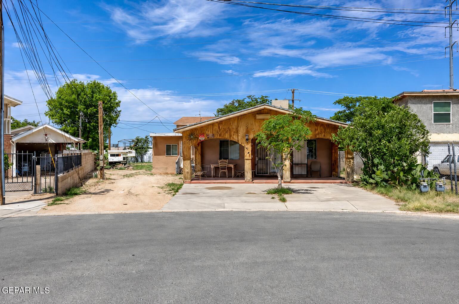 7421 Mindoro Place — photo