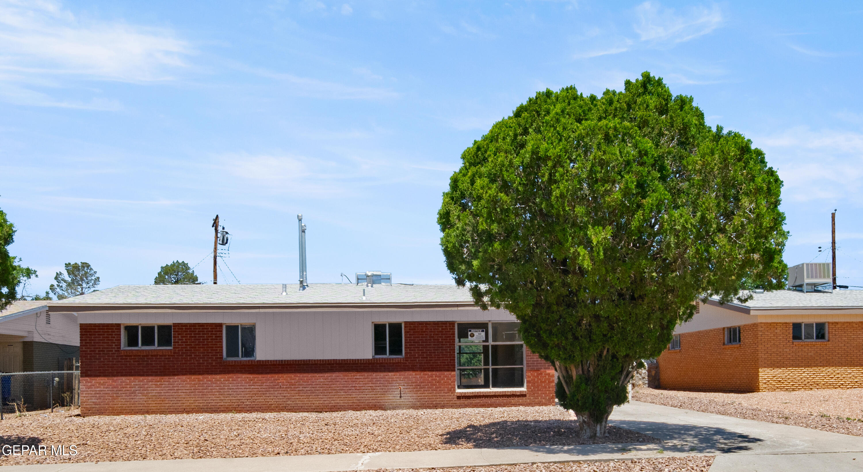 10329 Wilshire Drive — photo