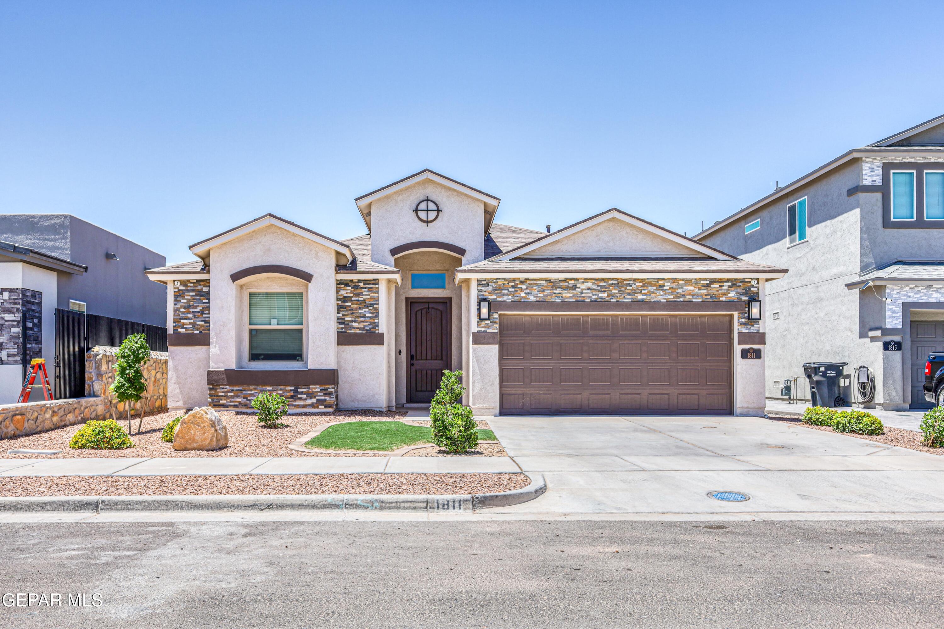 1811 Ritzy Lou Place — photo