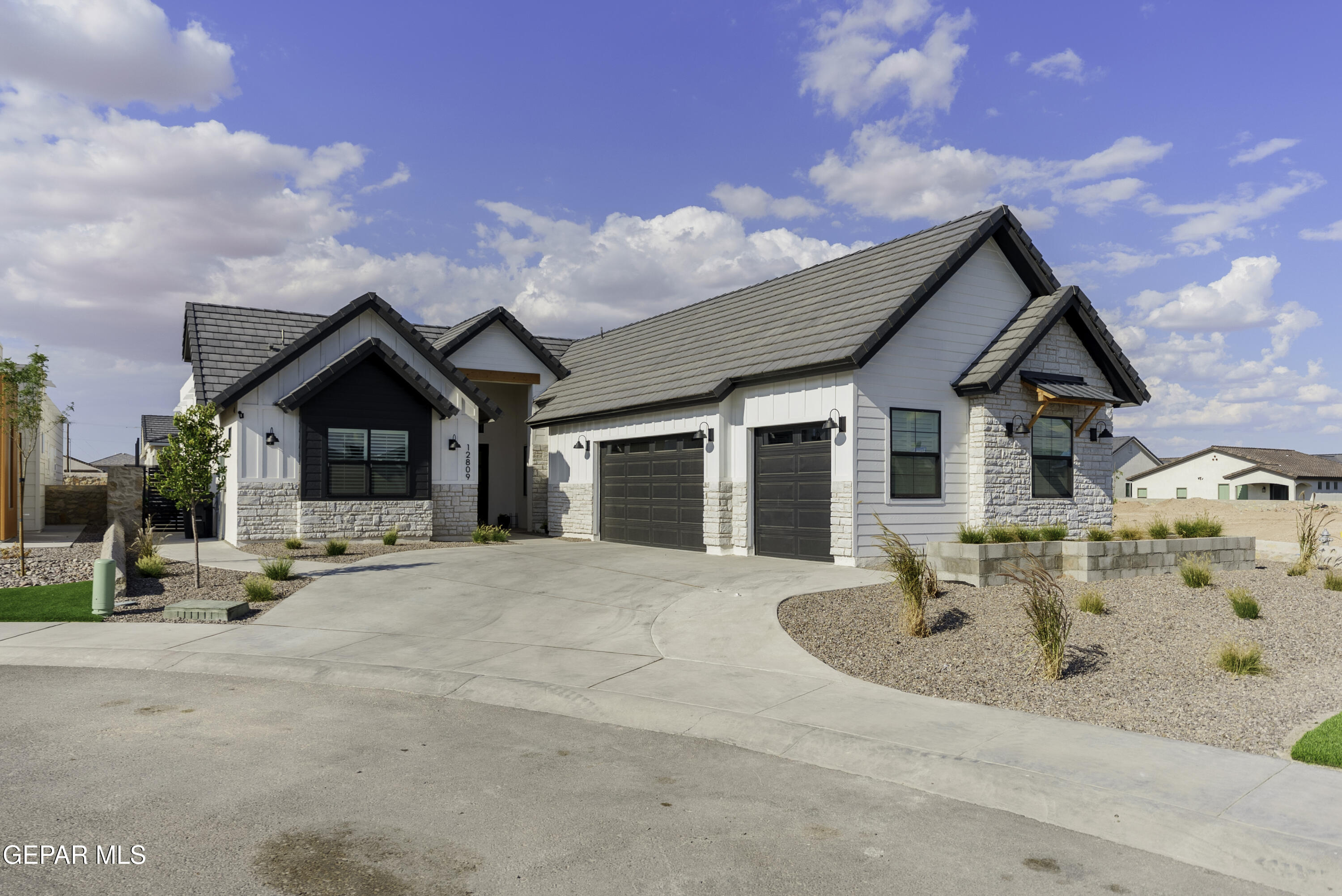 328 Emerald Moon Place — photo
