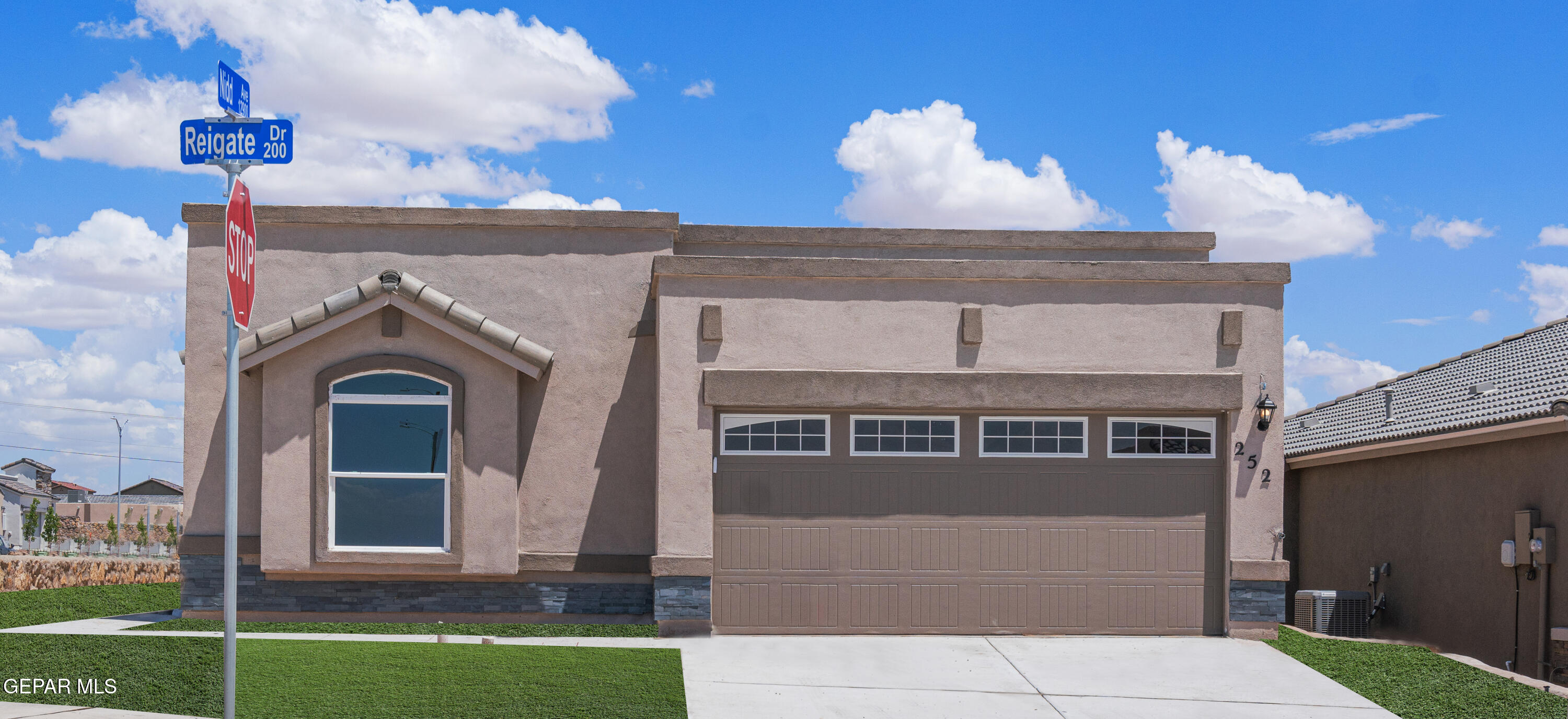 305 Kindred Drive — photo