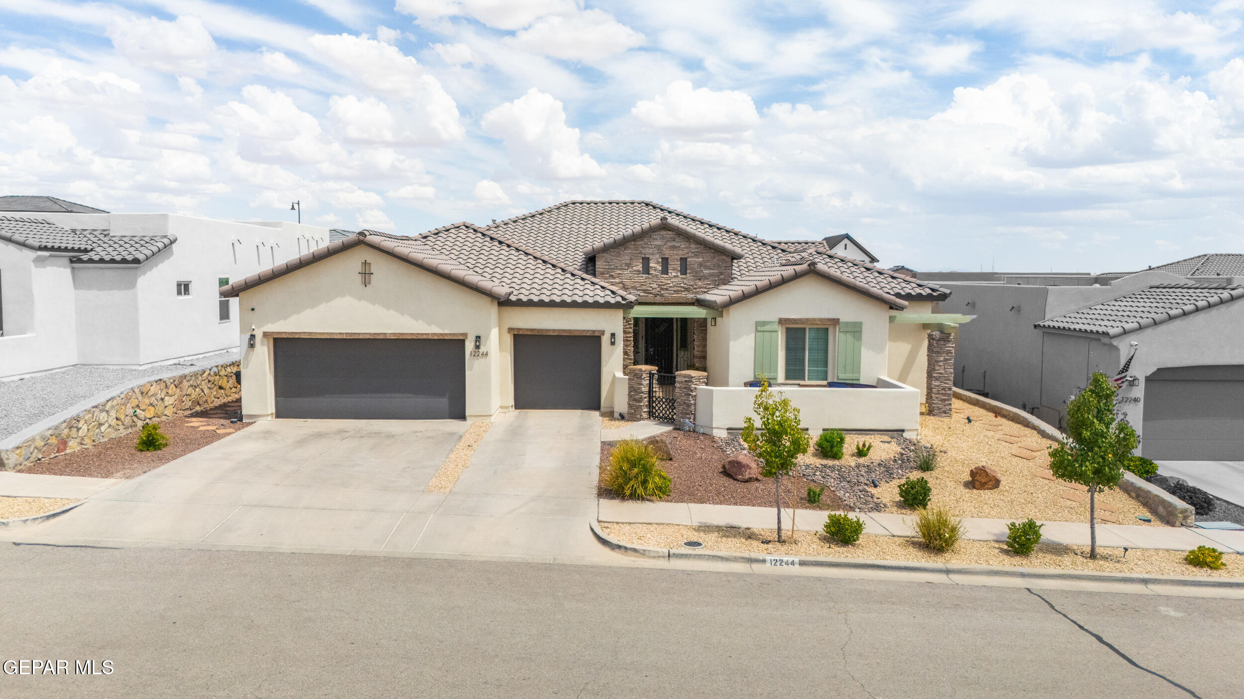 12244 Biddleston Drive — photo
