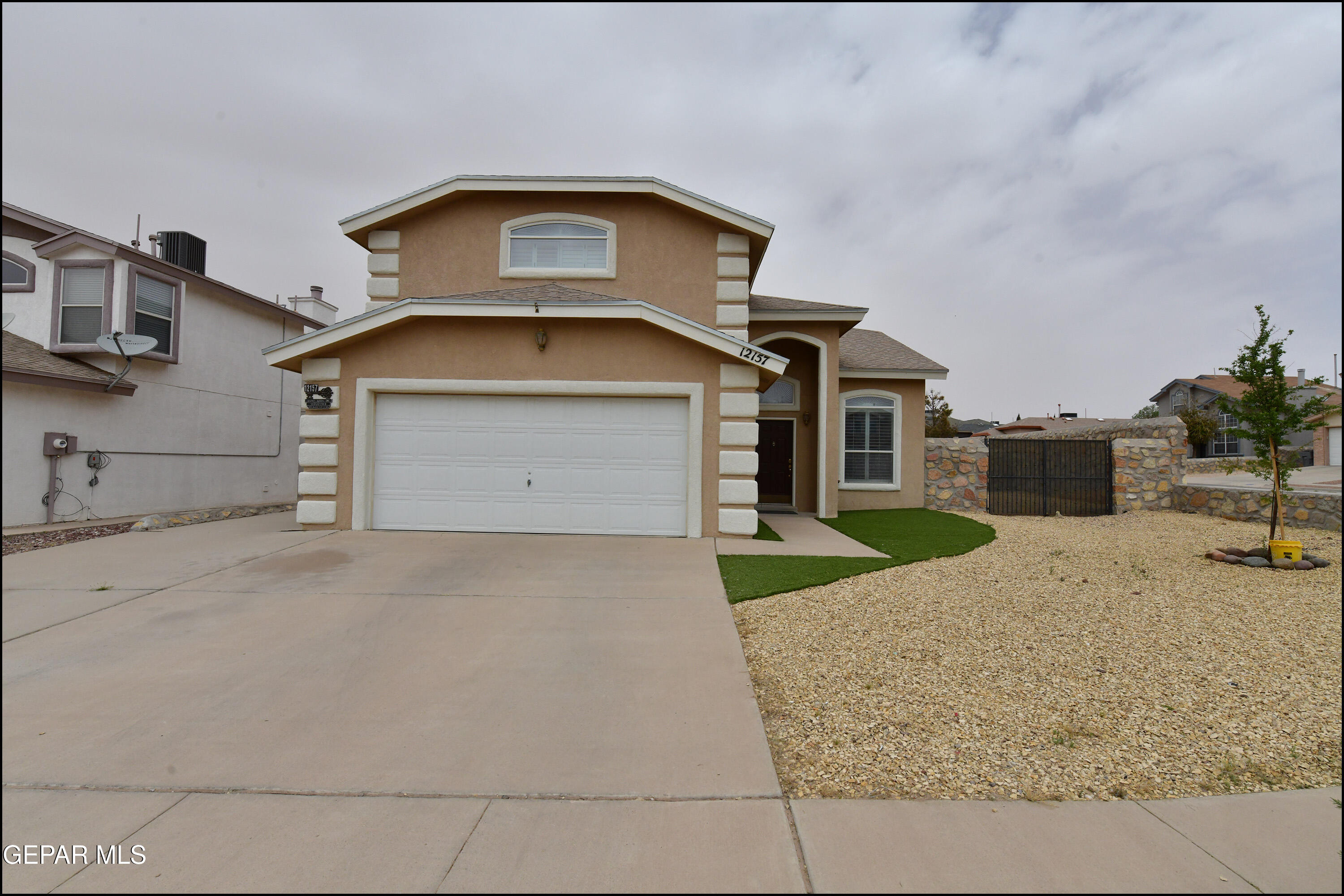 12157 Saint Lucia Drive — photo