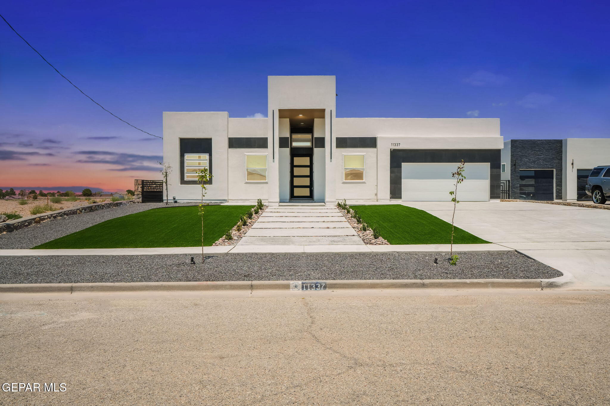 11337 Ardelle Avenue — photo