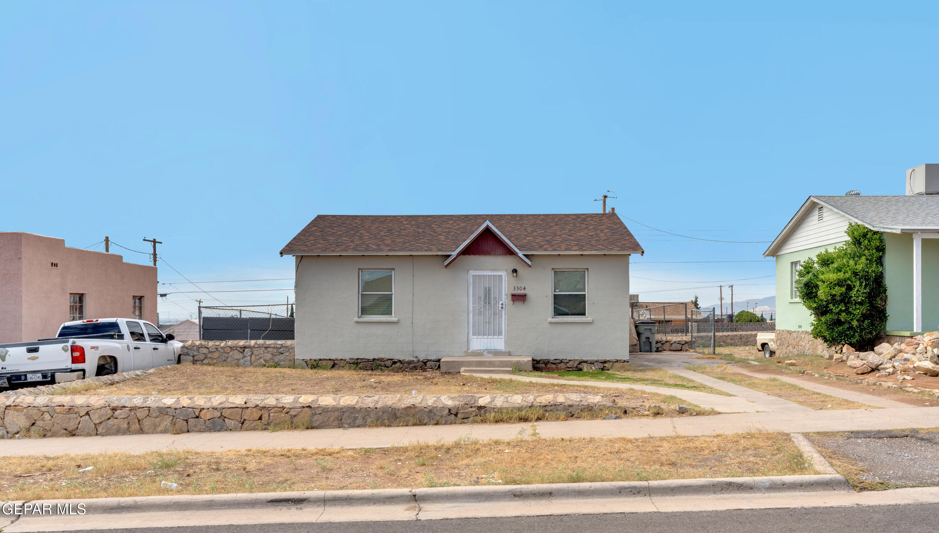 3304 Tyler Avenue — photo