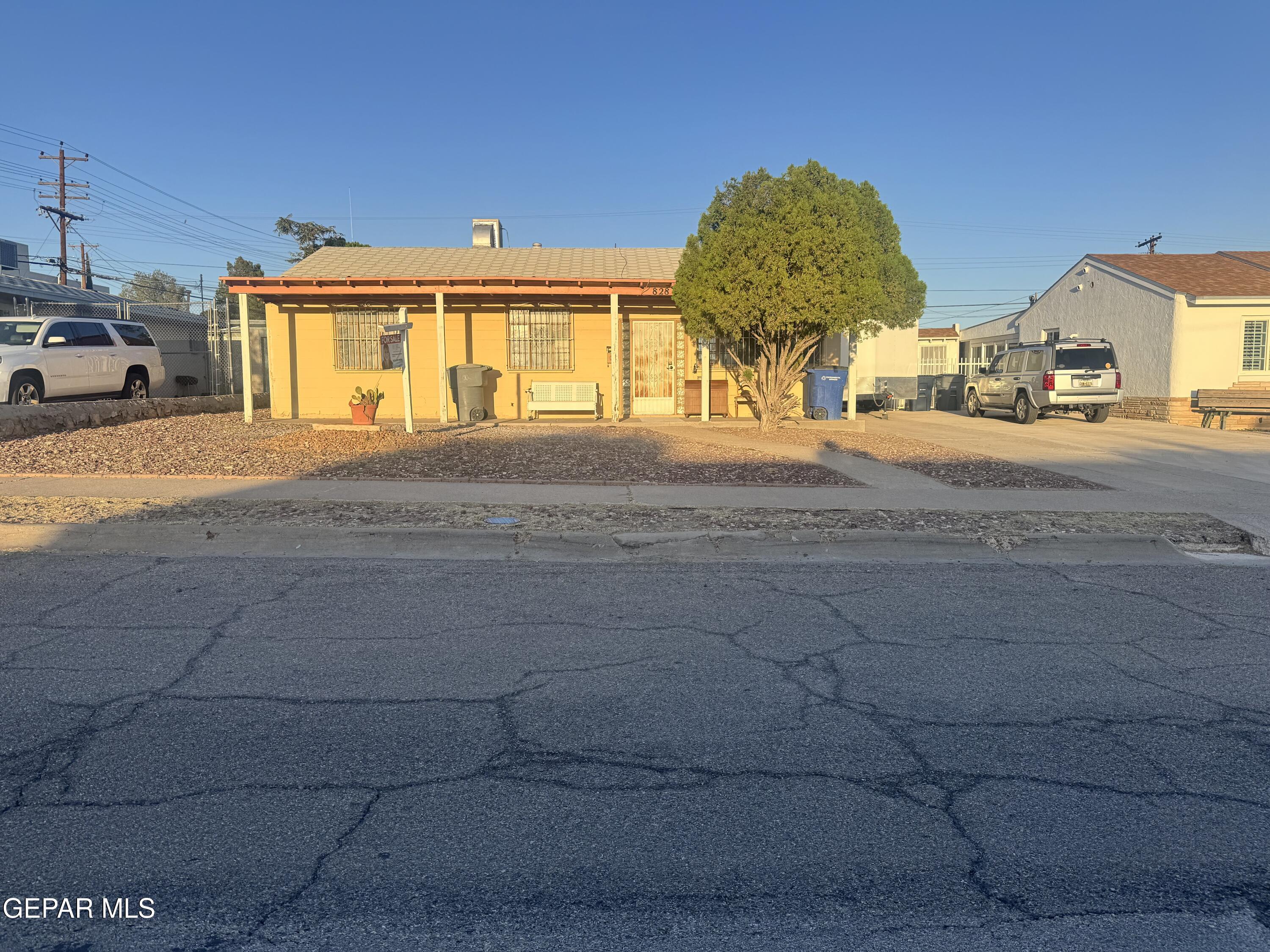 828 Olson Street — photo