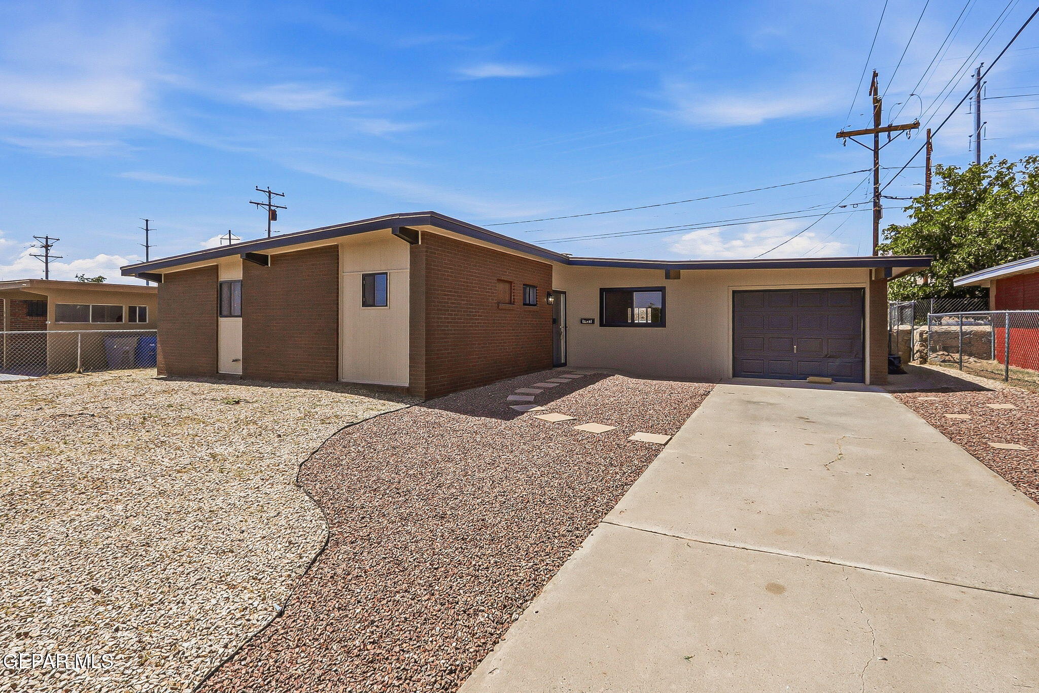9425 Gschwind Street — photo