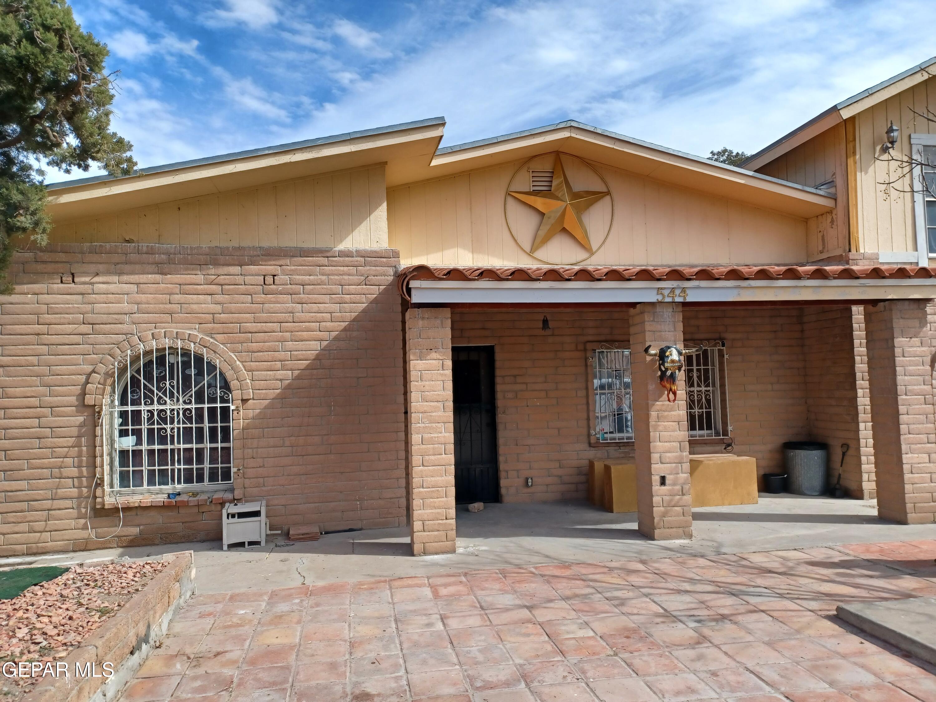 544 Barcelona Drive — photo