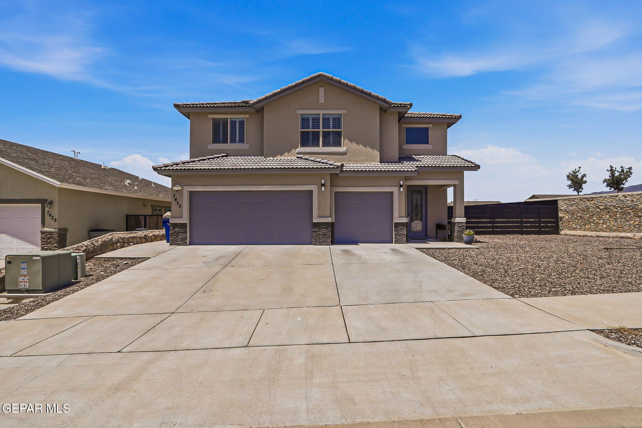 7425 Glacier Drive — photo