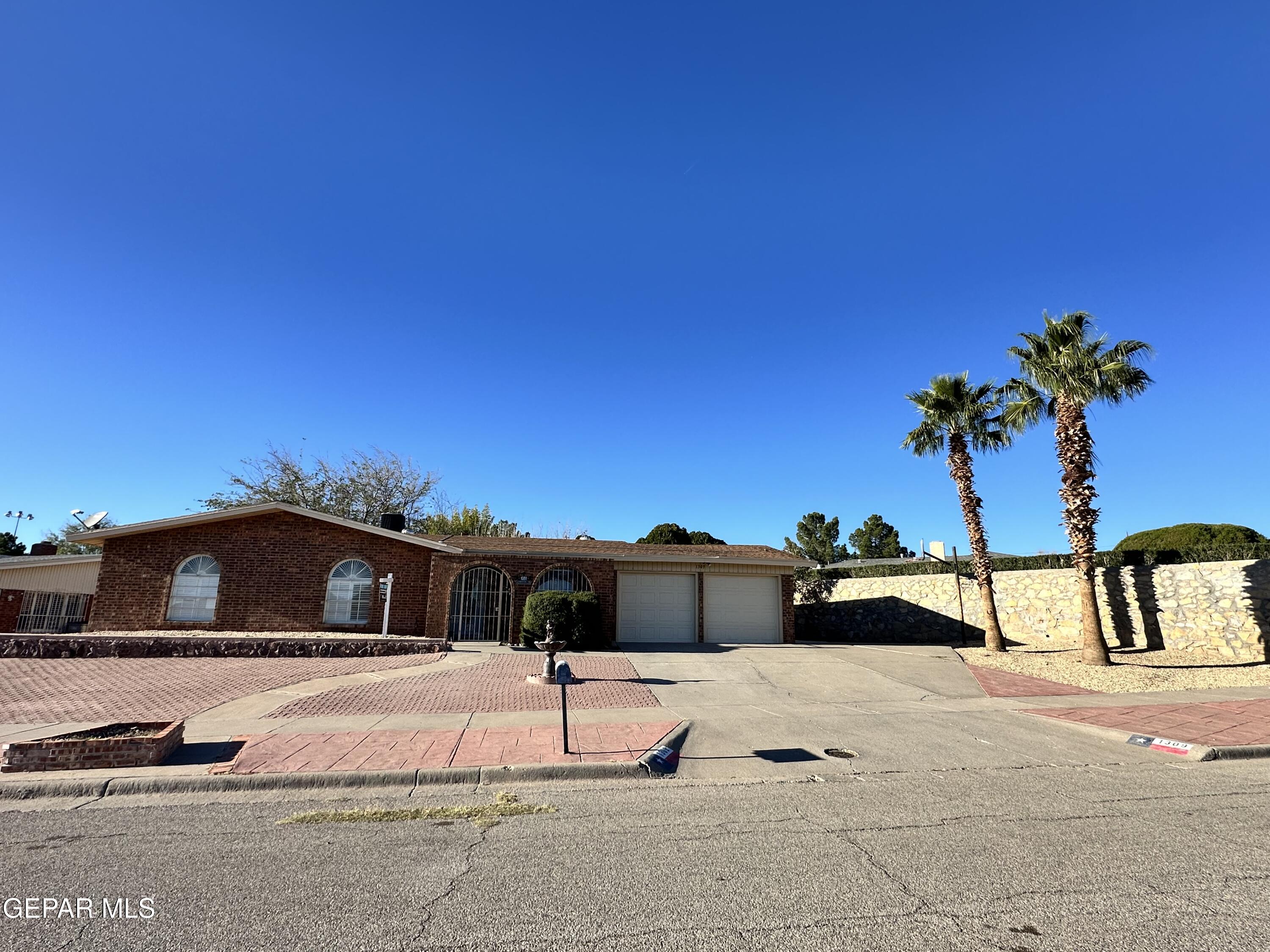 1309 Lonewood Drive — photo