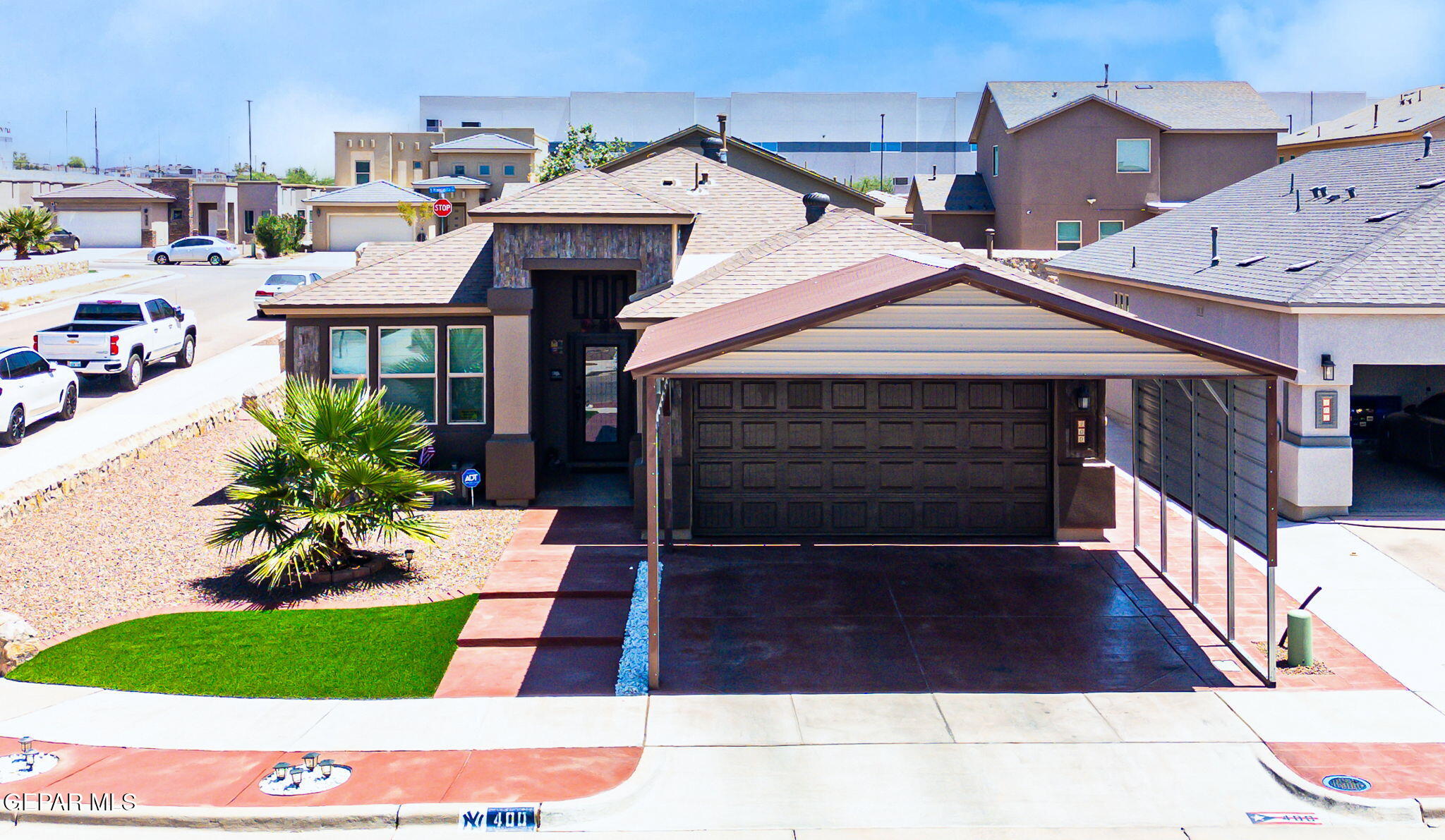 400 S Halstead — photo