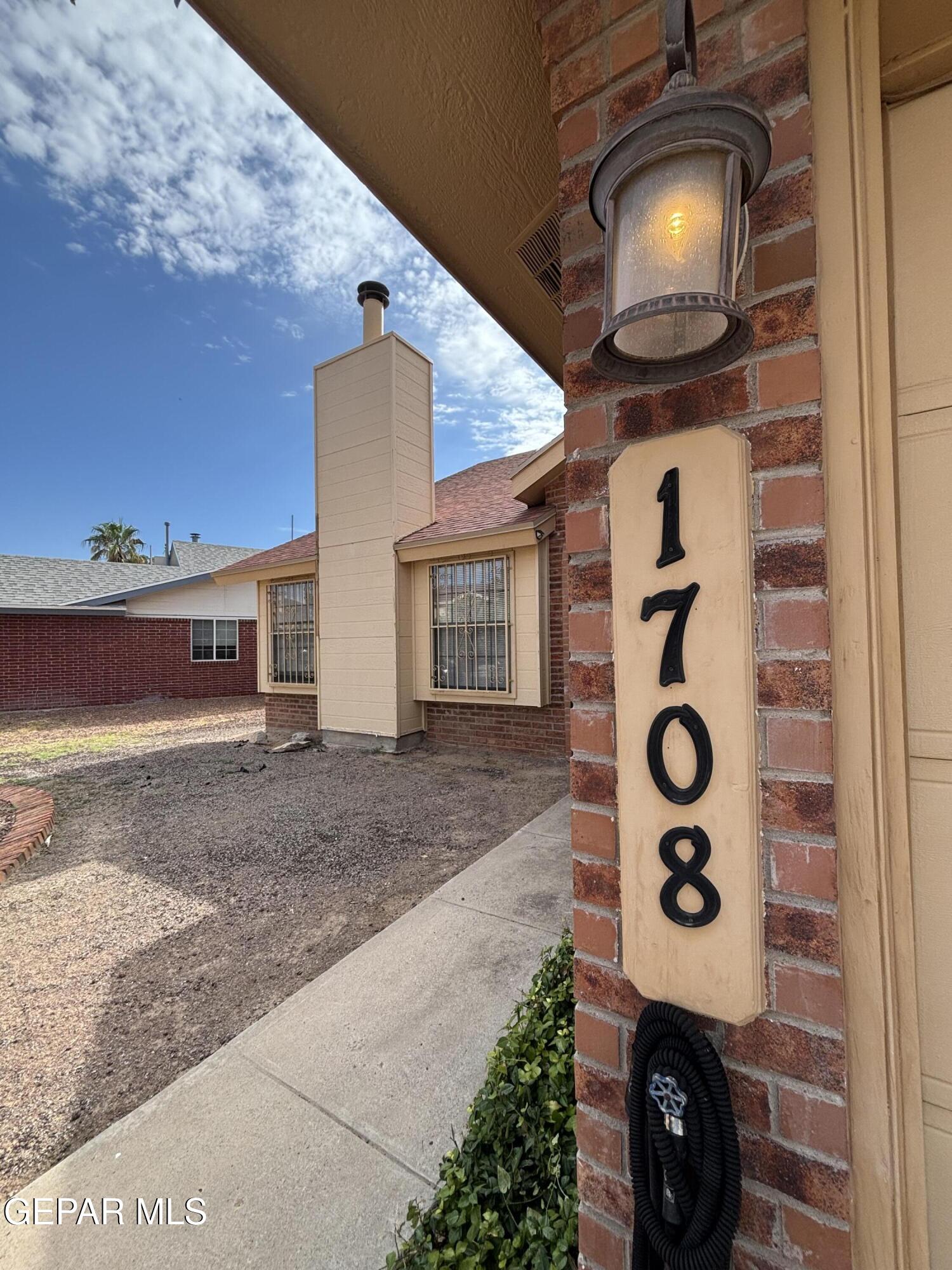 1708 Firehouse Drive — photo