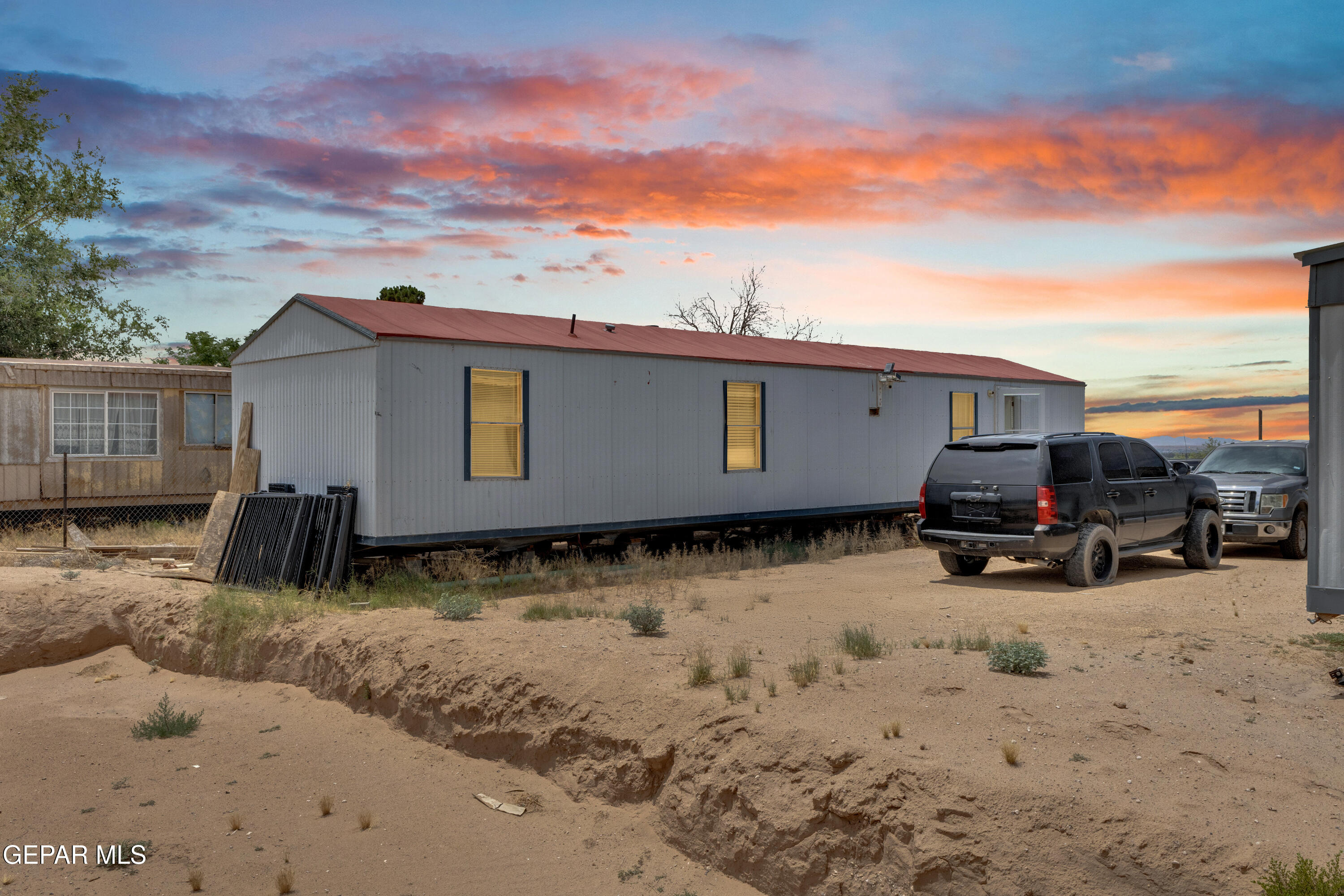 11603 Elizabeth Drive — photo