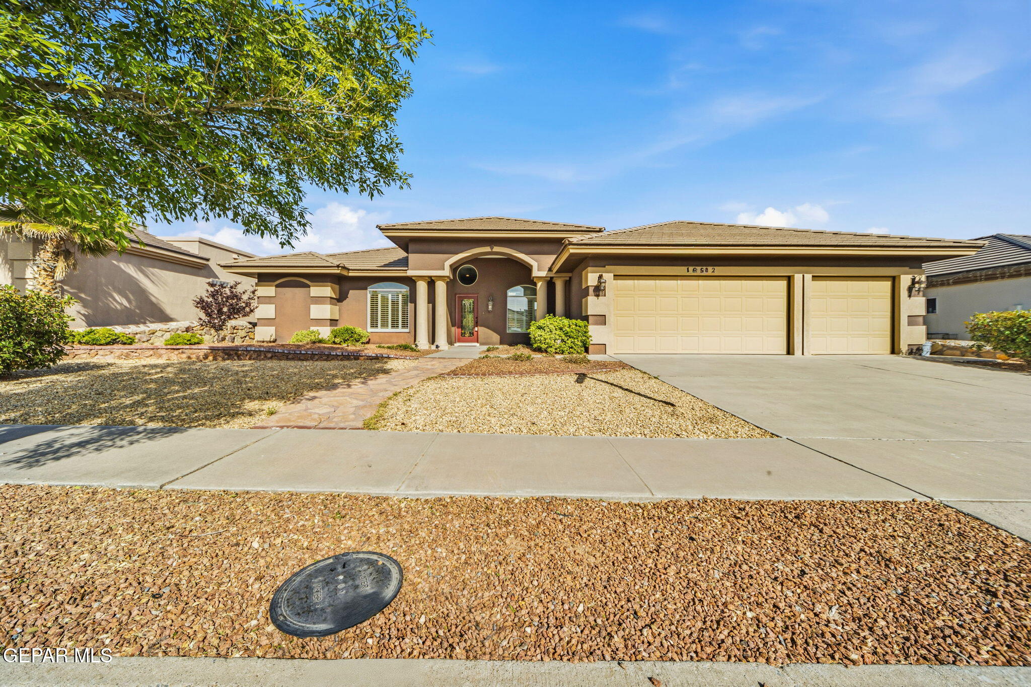 1472 Pioneer Ridge Drive — photo