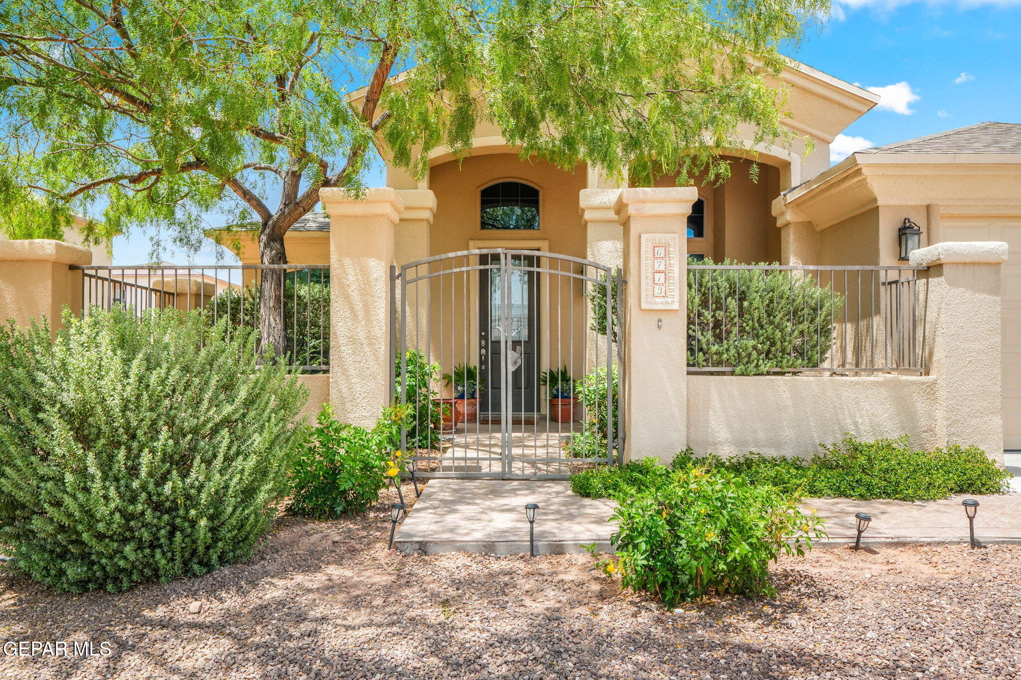 6713 Crucero Del Sol Court — photo
