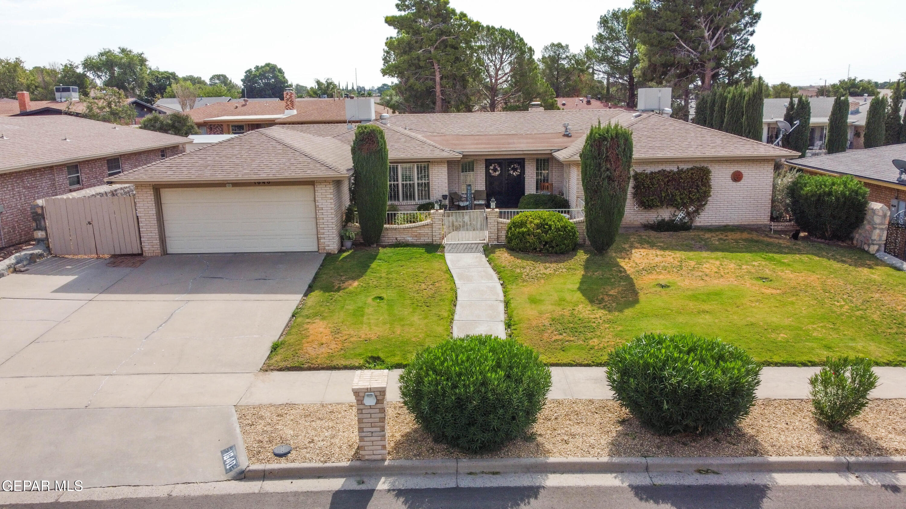 1640 Bessemer Drive — photo