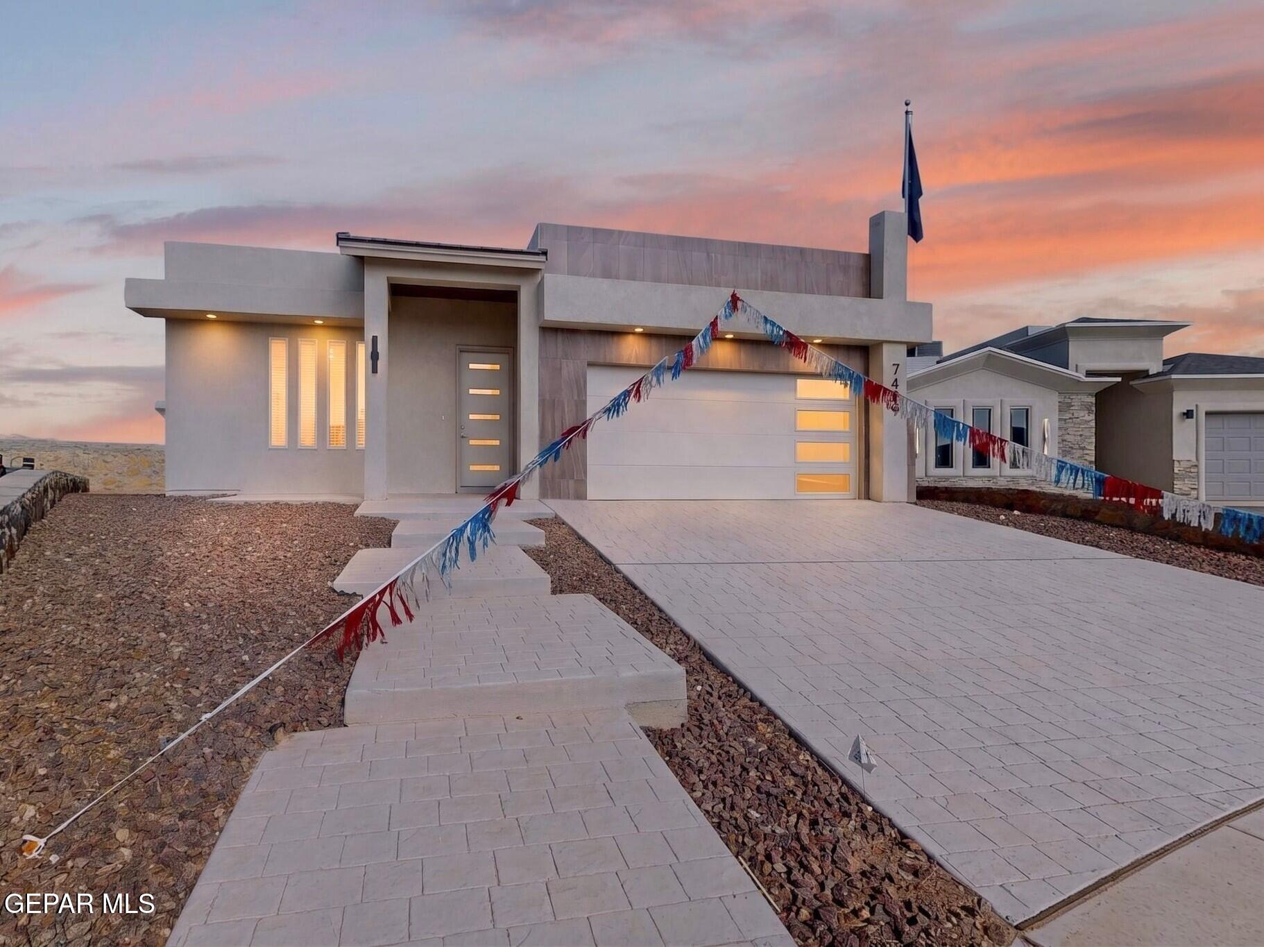 7409 Norte Mesa Lane — photo