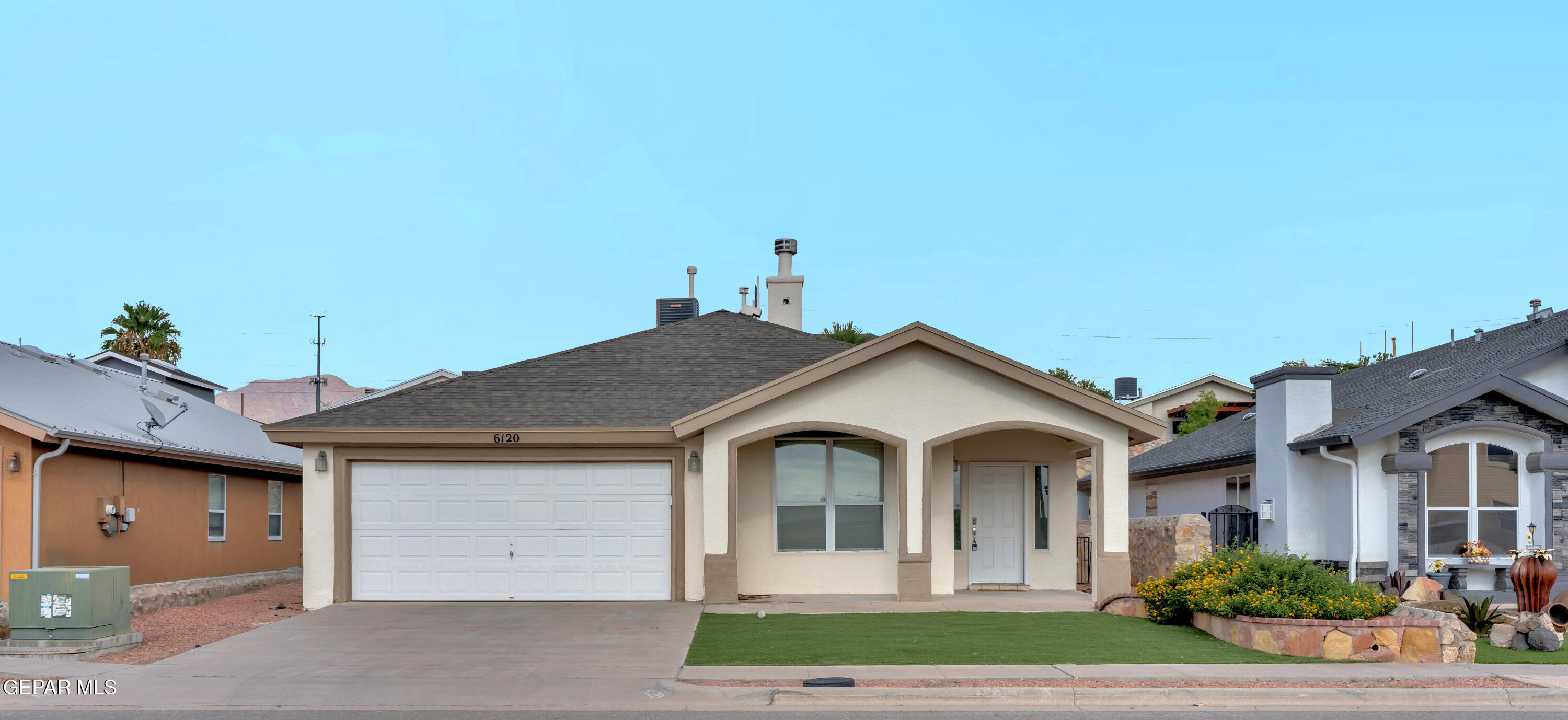 6120 Palmdale Street — photo