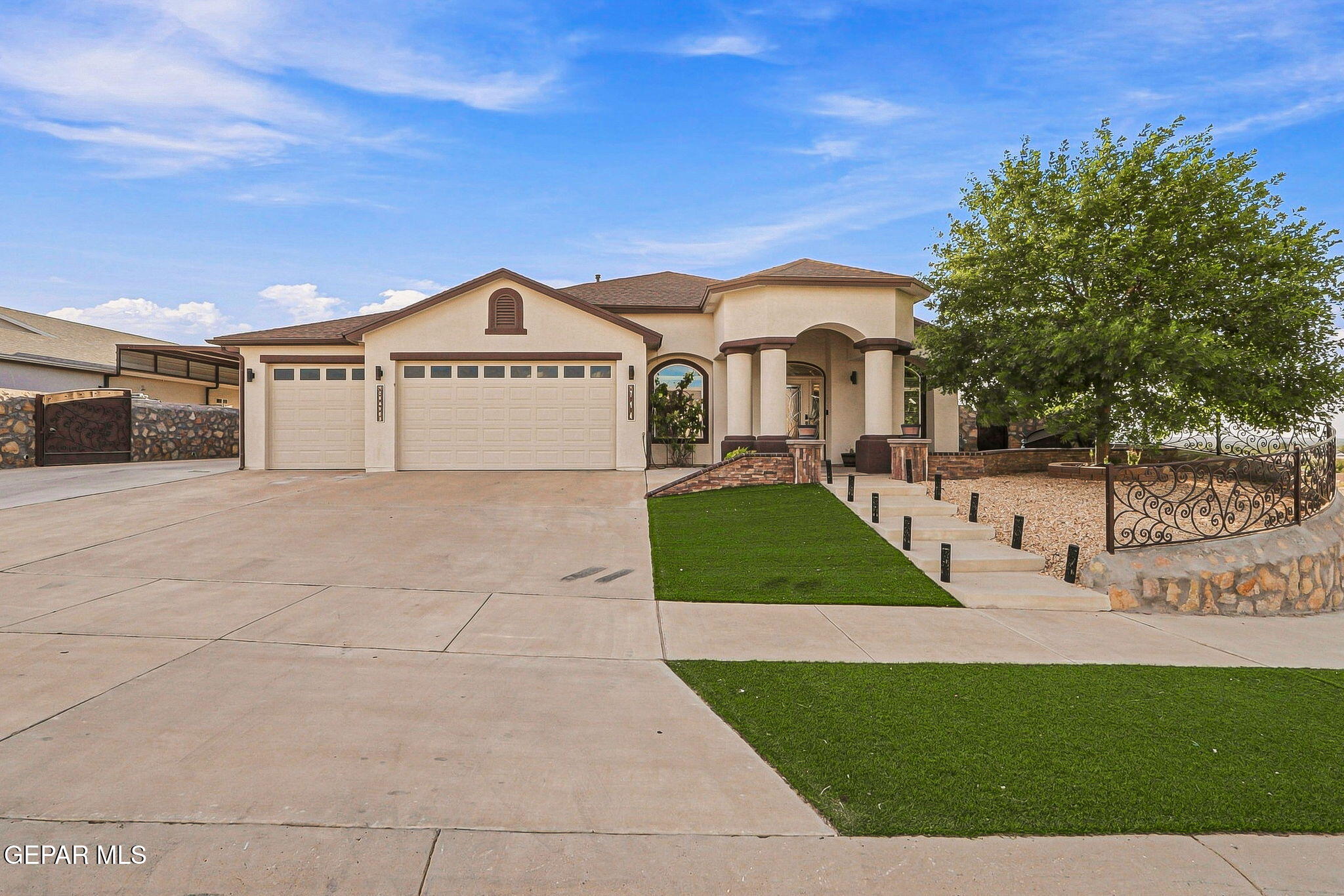 714 Gold Beach Drive — photo