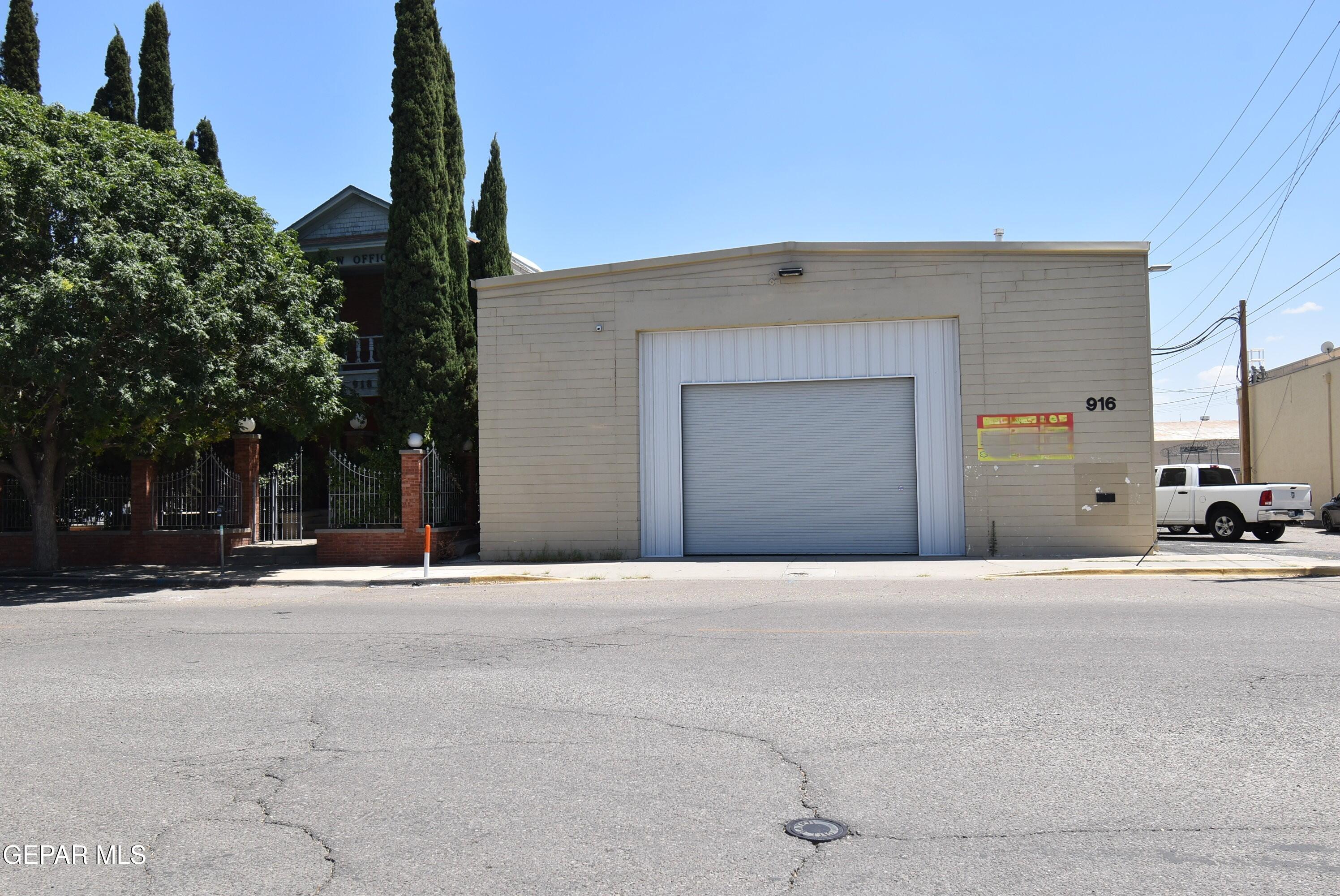916 E San Antonio Avenue — photo