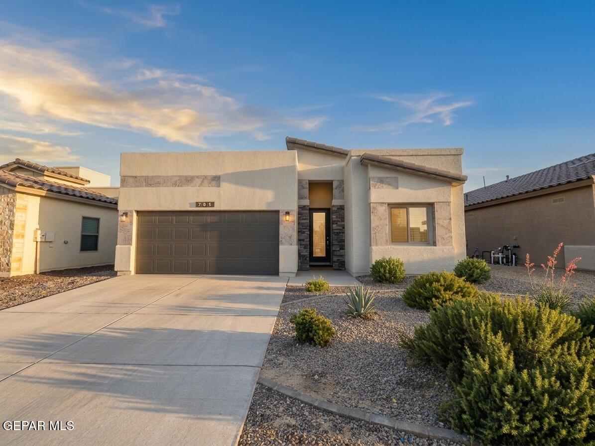 705 Paseo Dulce Avenue — photo