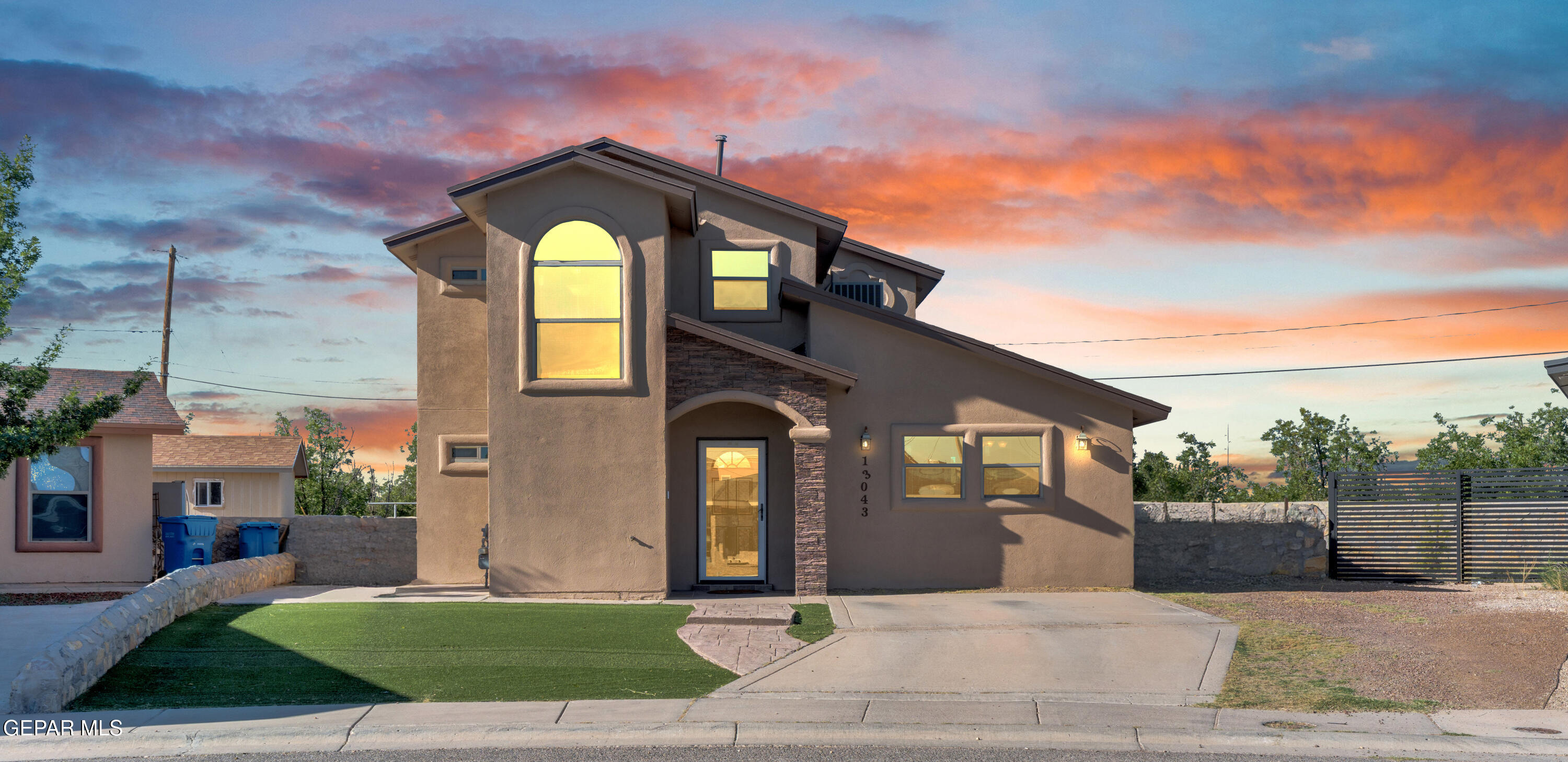 13043 Oscar Chacon Street — photo