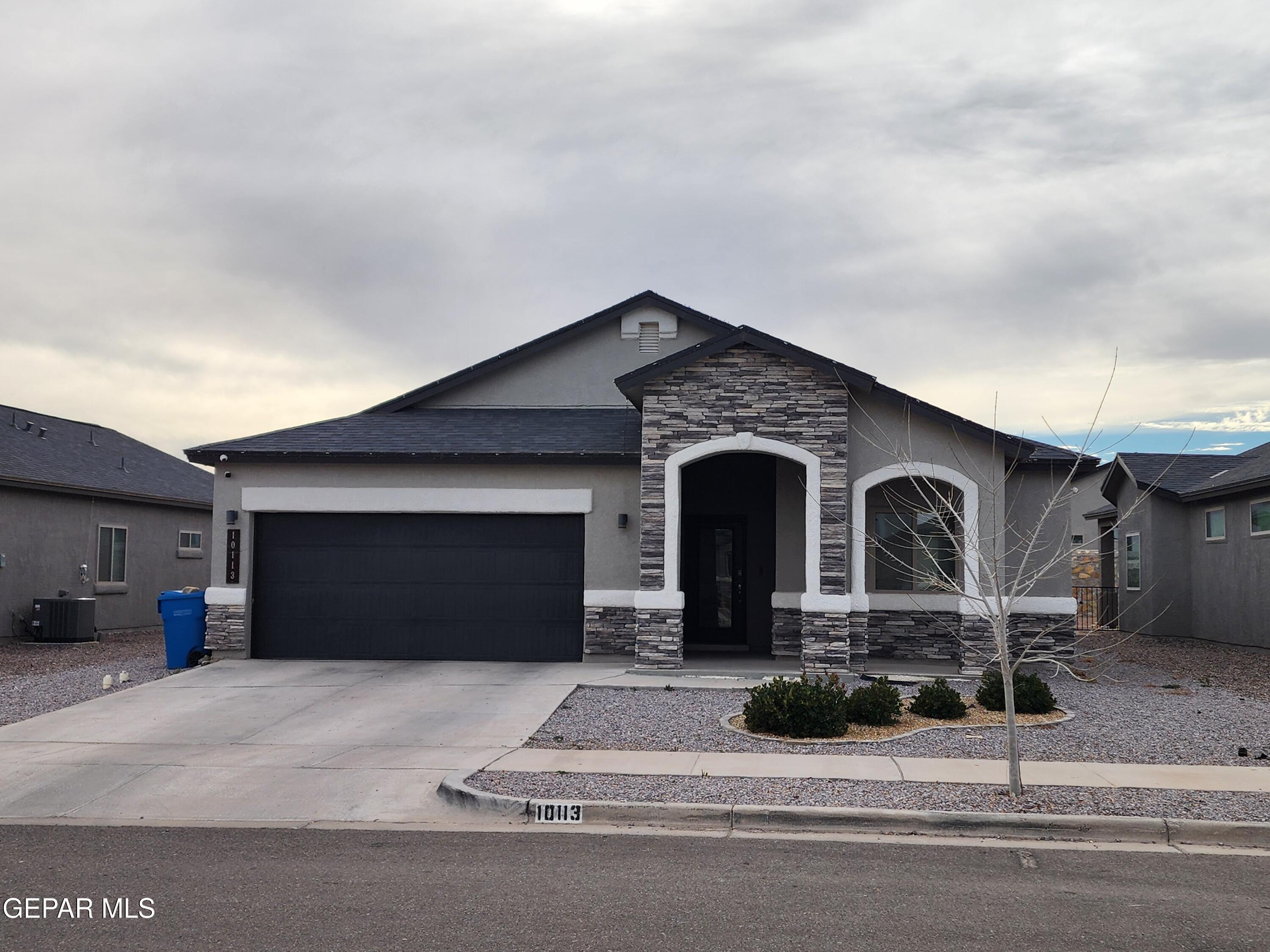 10113 Christmas Cactus Place — photo