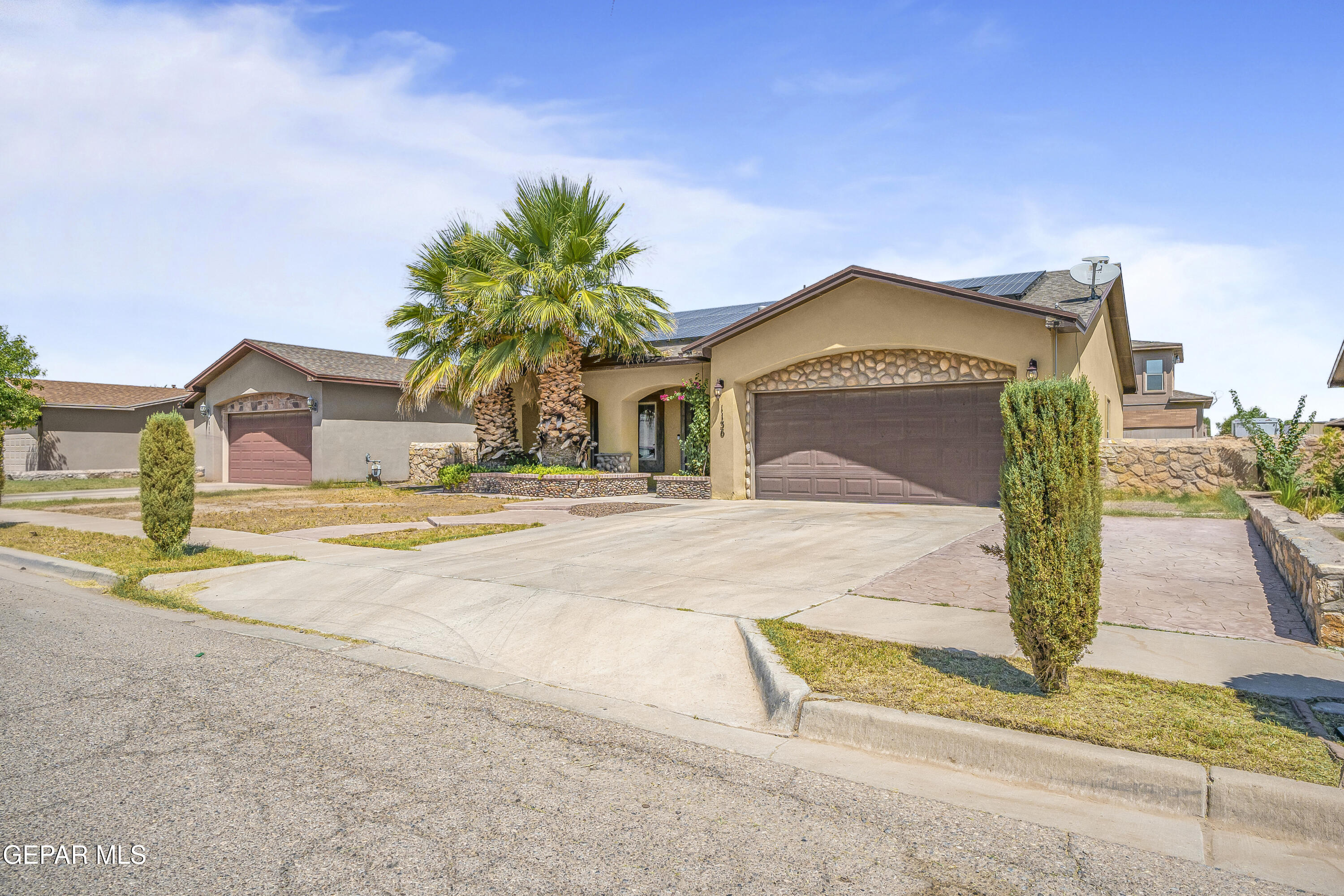 1136 Chris Forbes Circle — photo