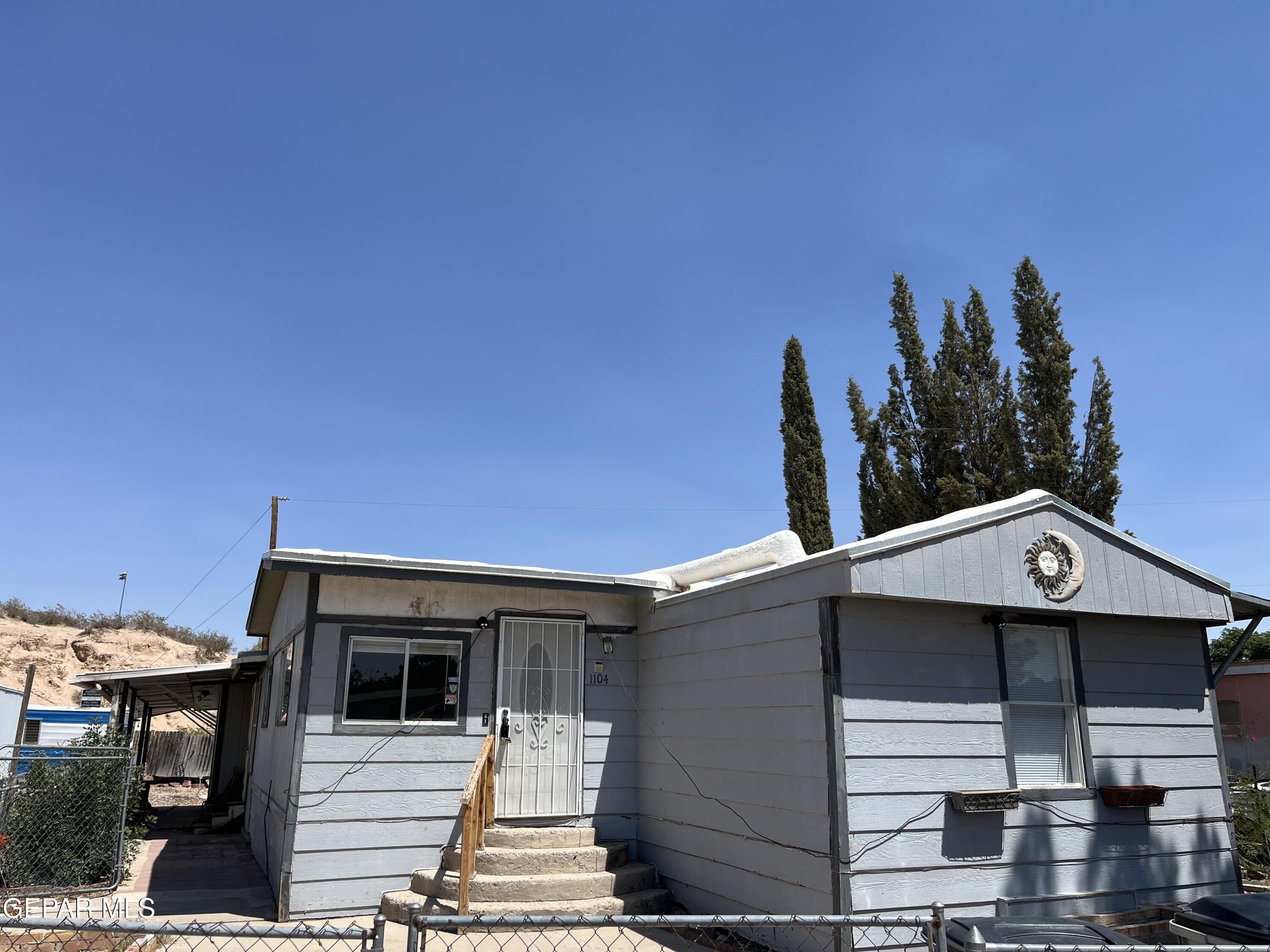 1104 Macadamia Circle — photo