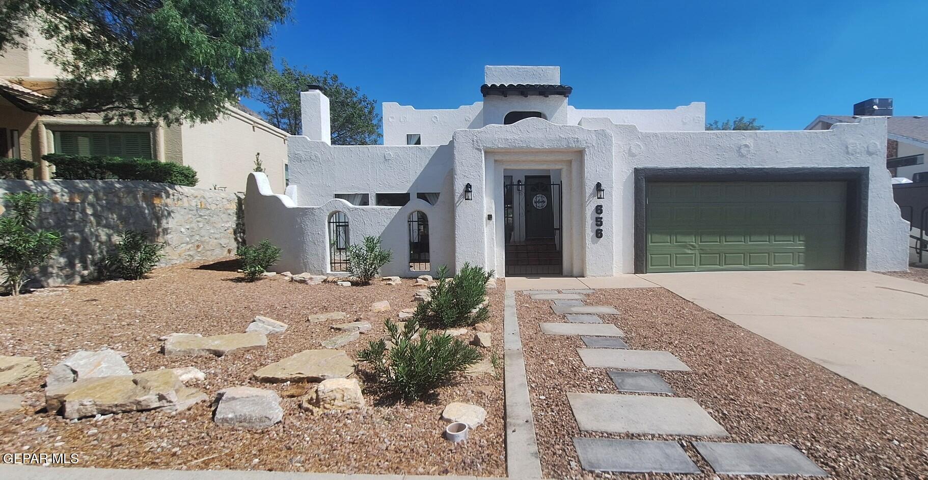 656 Moondale Drive — photo