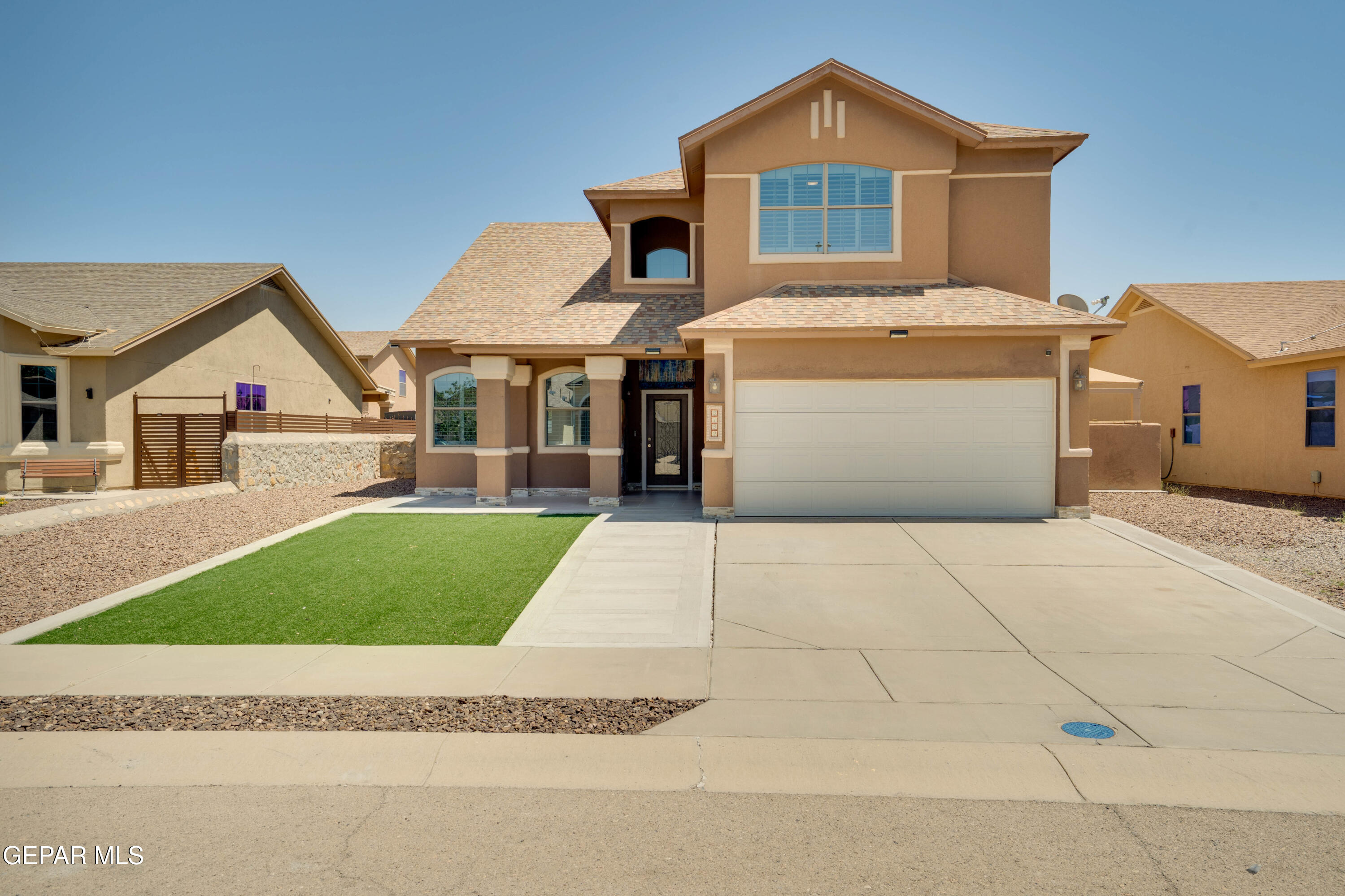 3132 Lookout Point Drive — photo