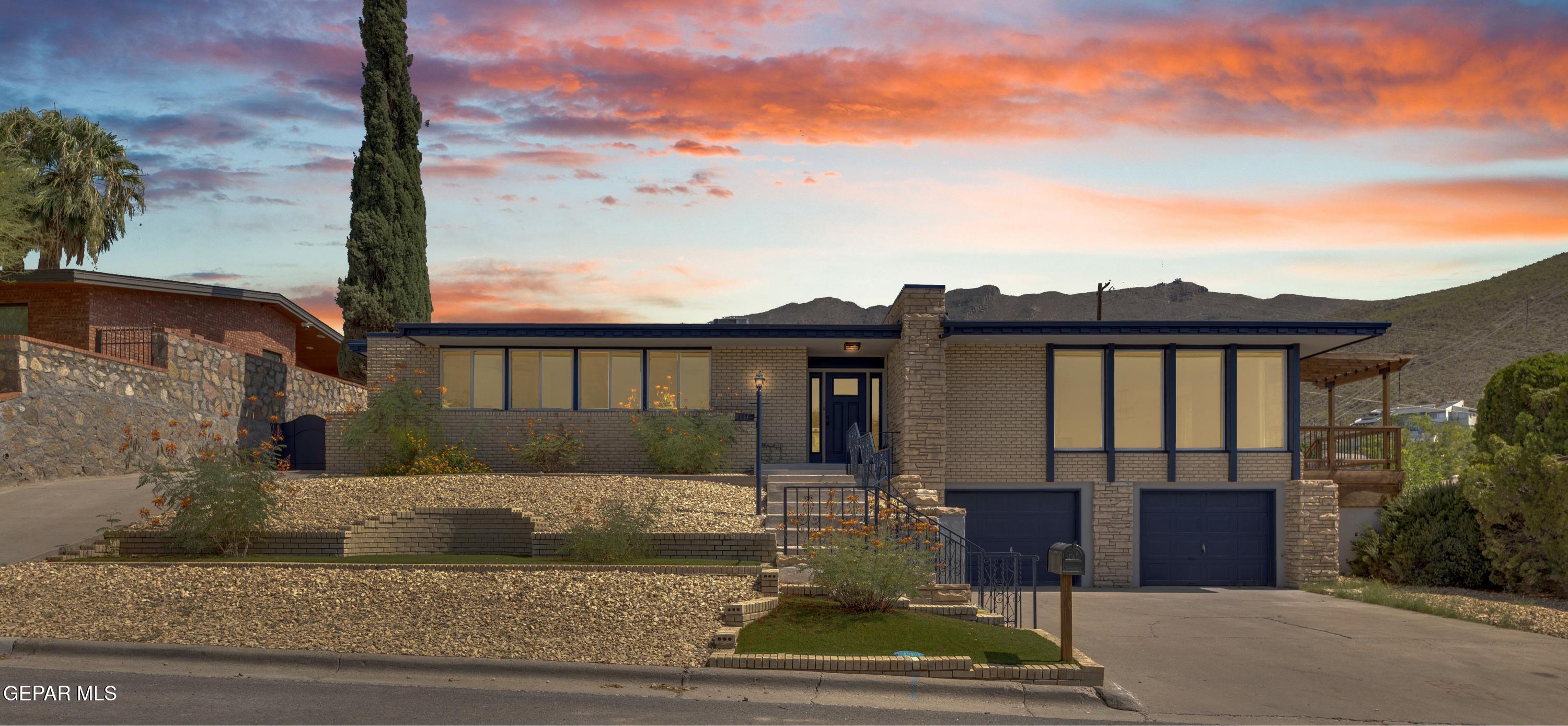 4004 Flamingo Drive — photo