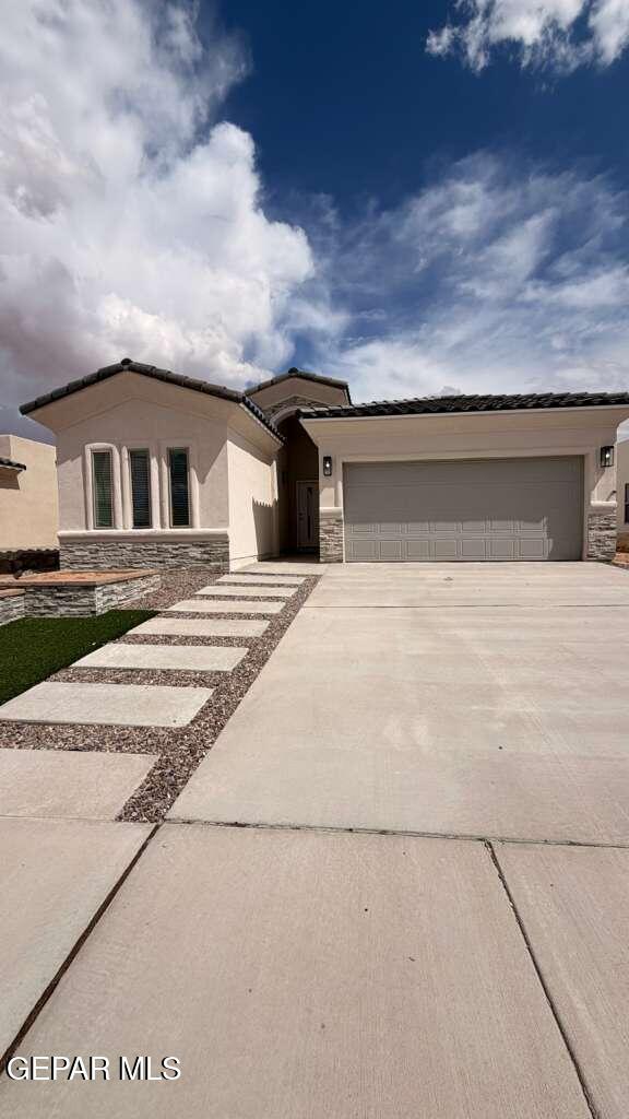 10895 Francisco Vaquera Drive — photo
