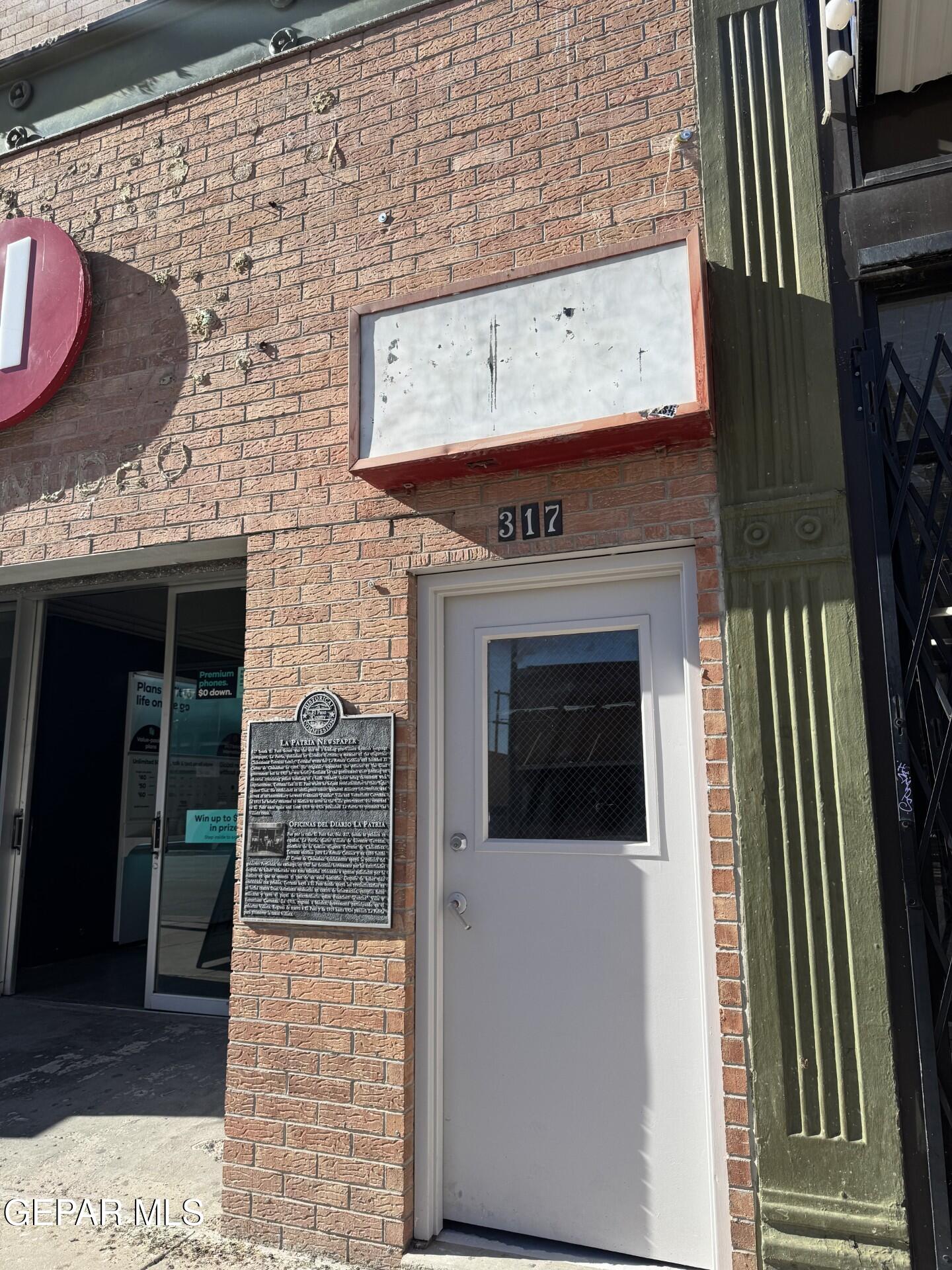 317 S el Paso Street Upstairs — photo