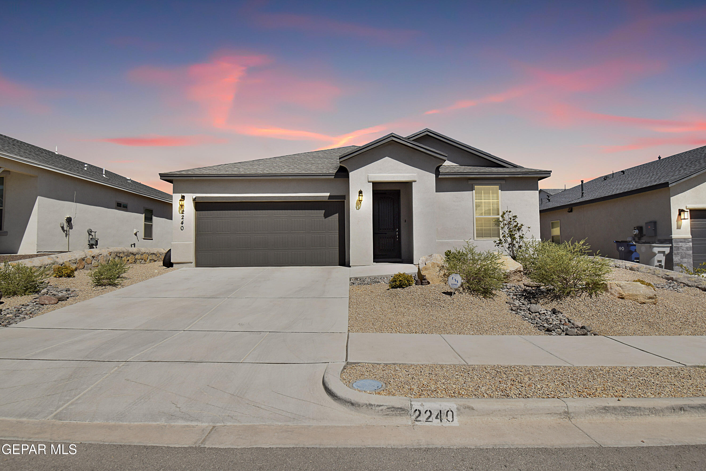 2240 Small Mountain Place — photo