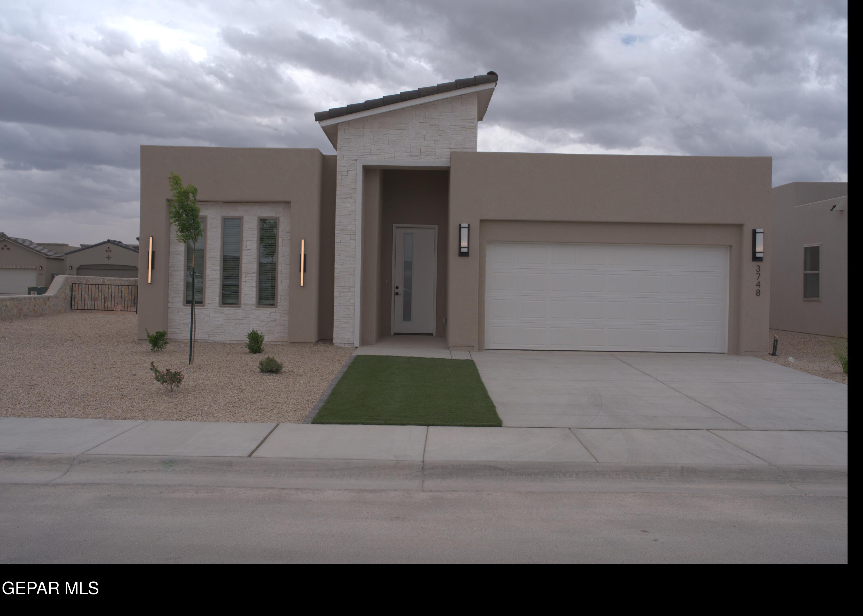 3033 Impression Street — photo