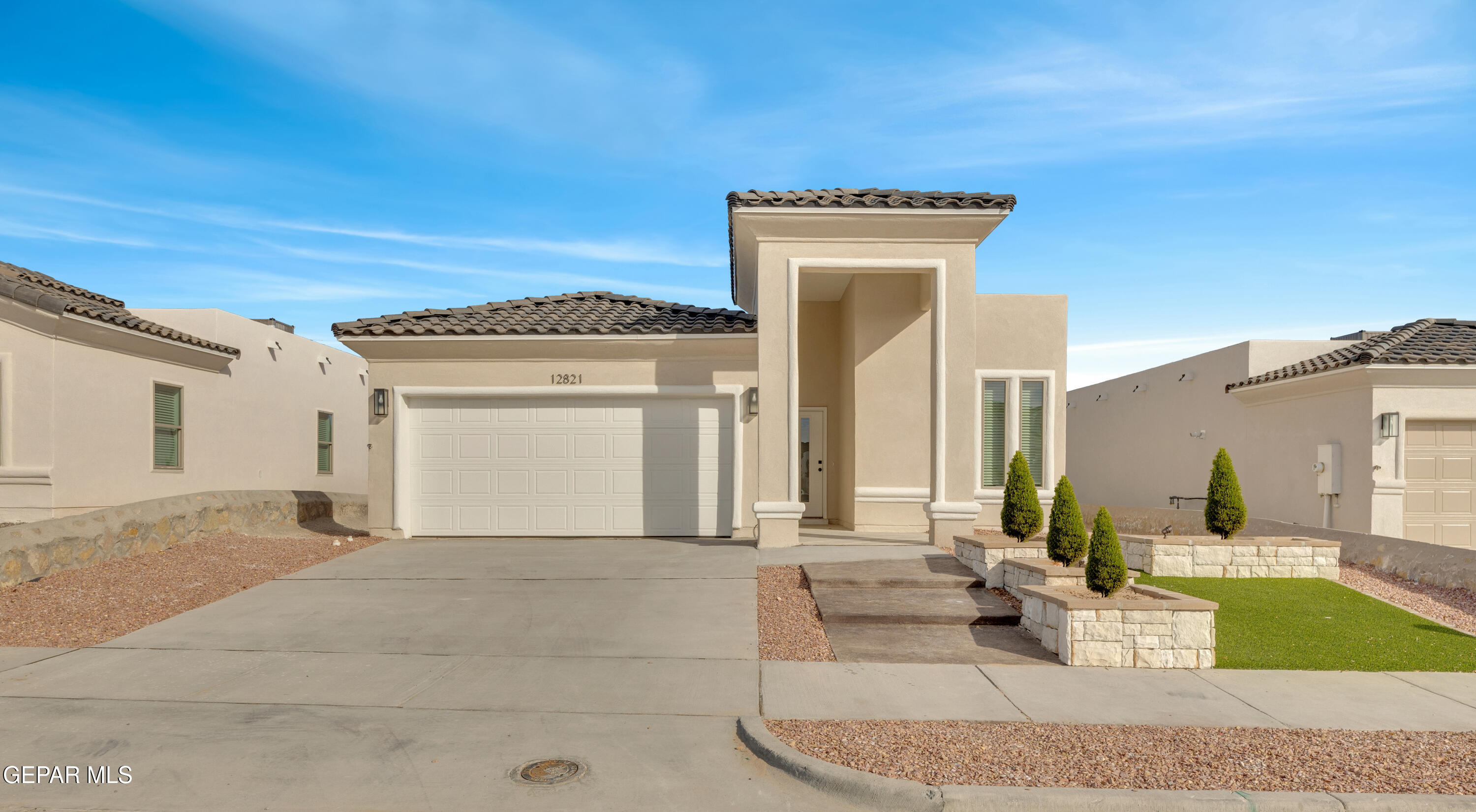 10903 Francisco Vaquera Drive — photo