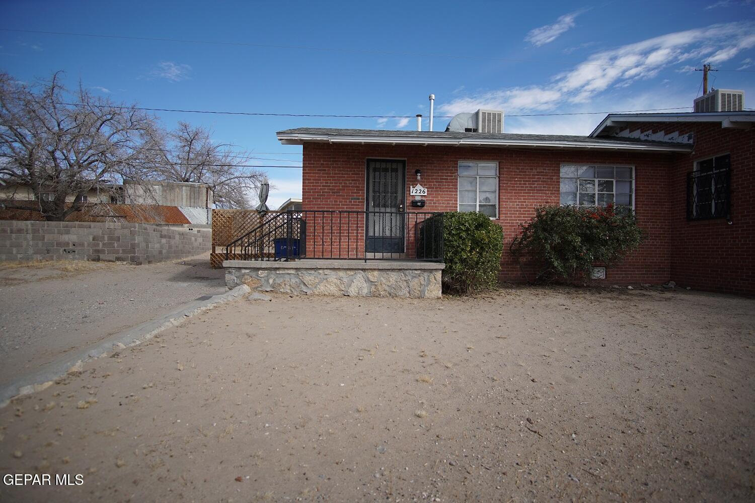 1226 Huckleberry Street — photo
