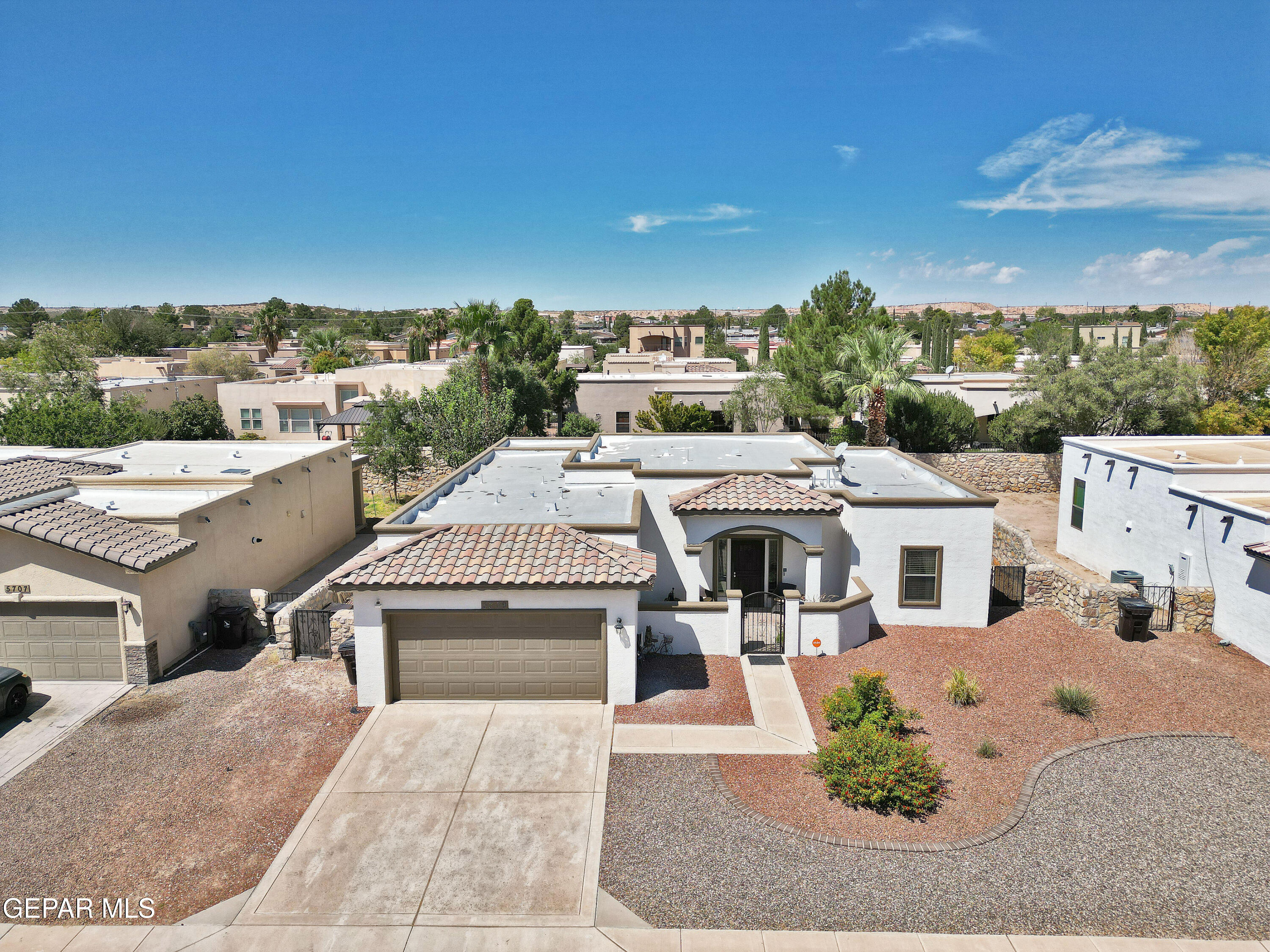5709 Wales Drive — photo