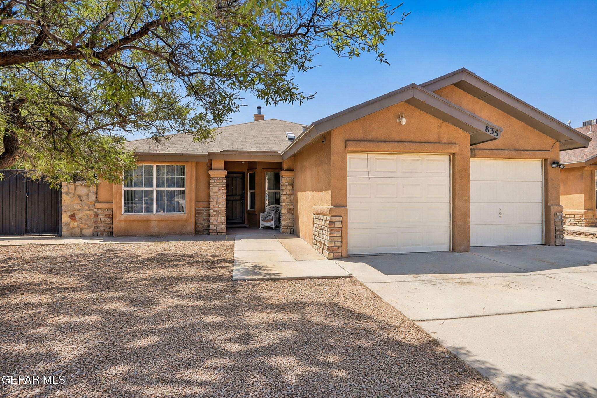 835 Sun City Park Court — photo