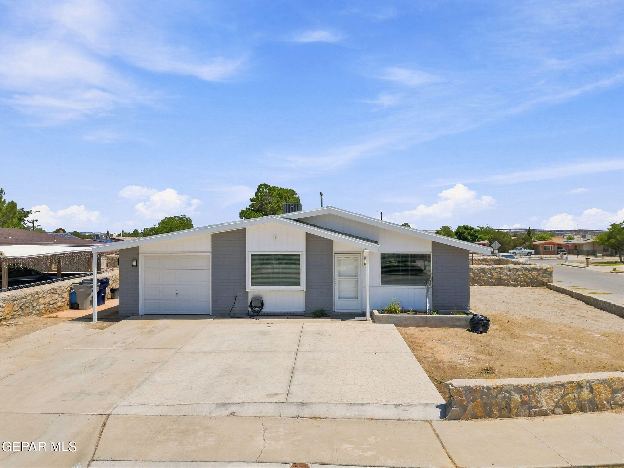 9347 Cannes Circle — photo