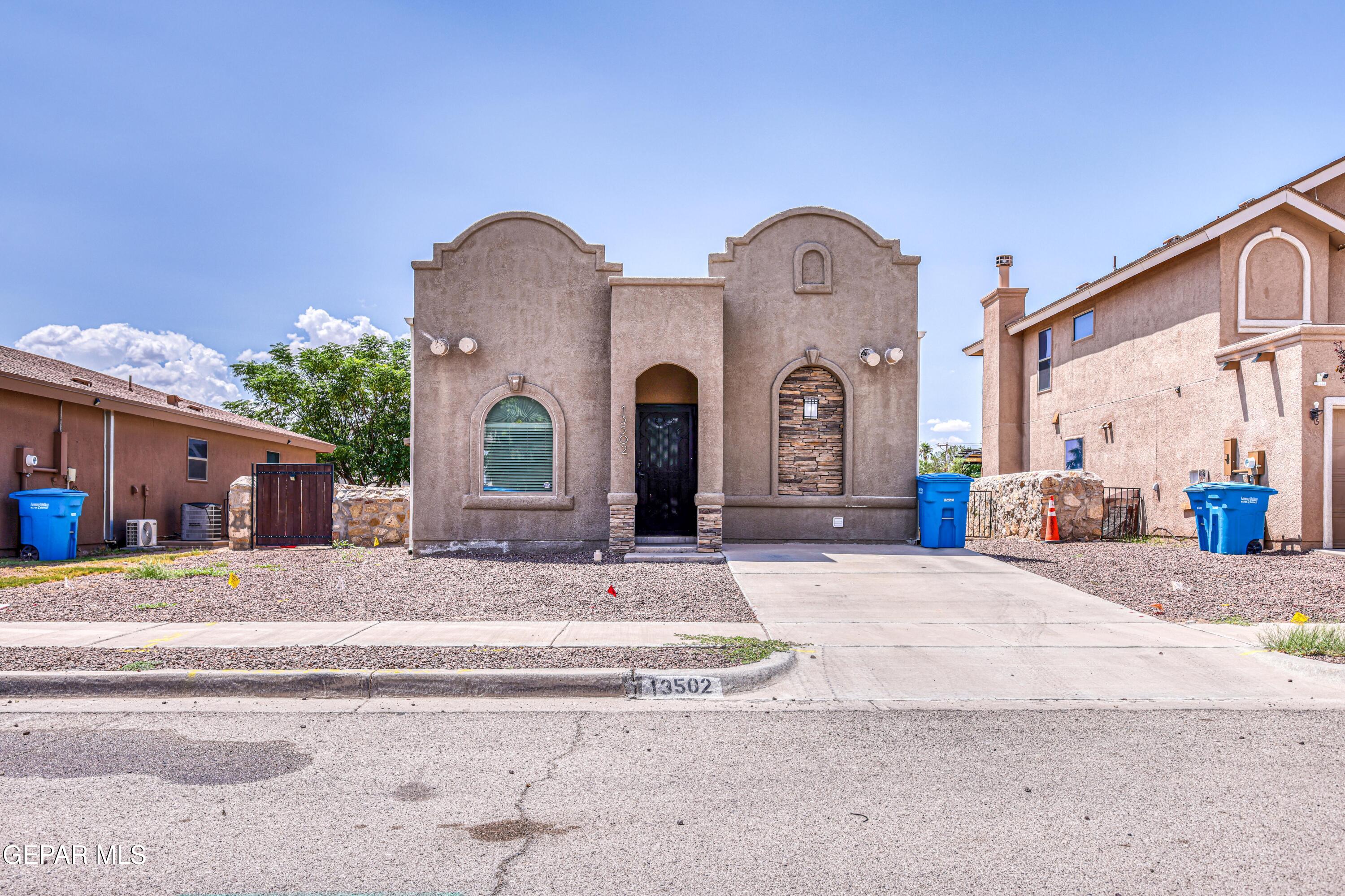 13502 Red River Road — photo