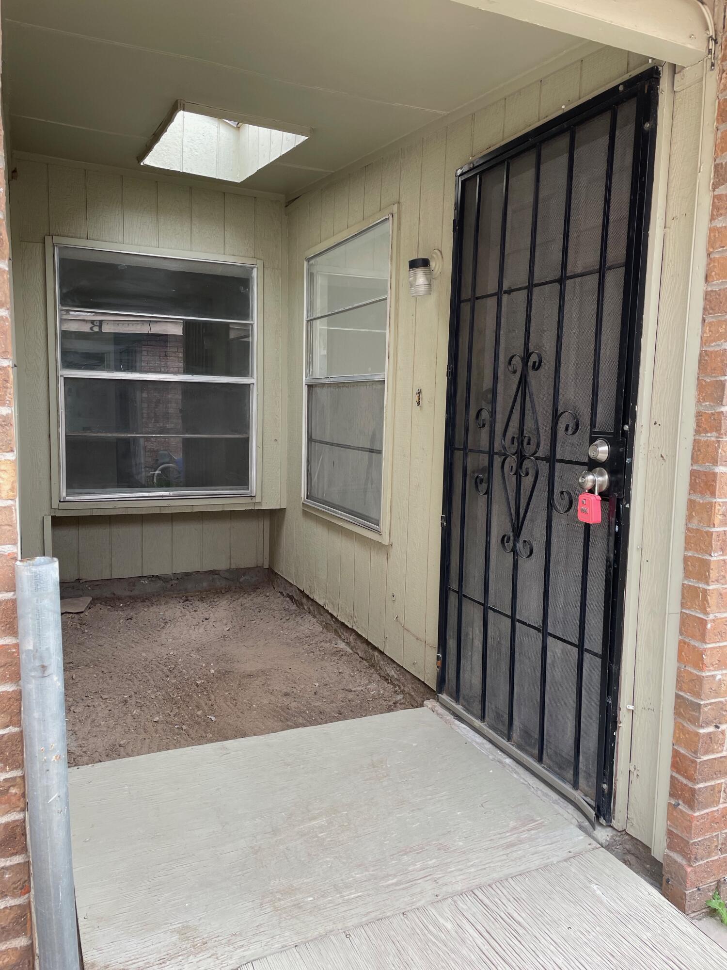8154 Saint Andrew Lane C — photo
