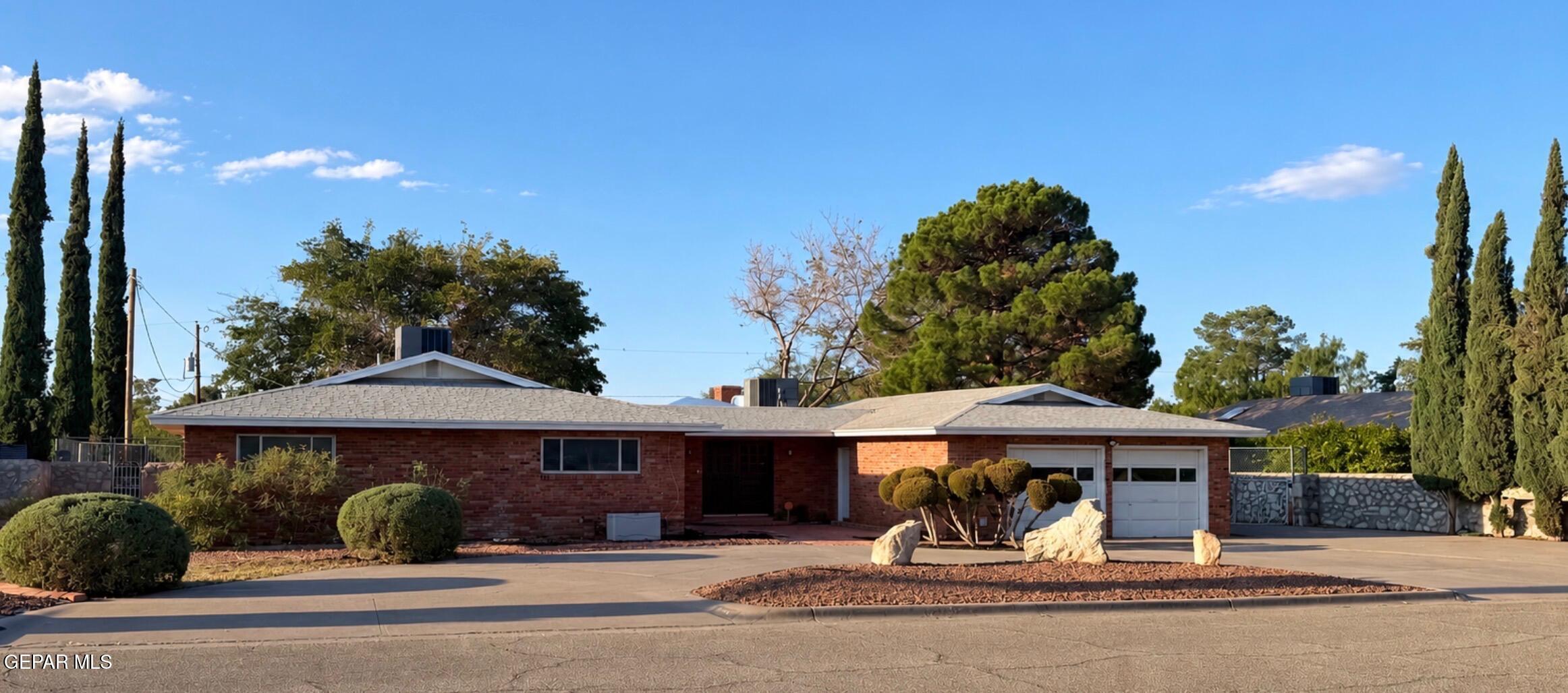 9508 Desert Hills Lane — photo