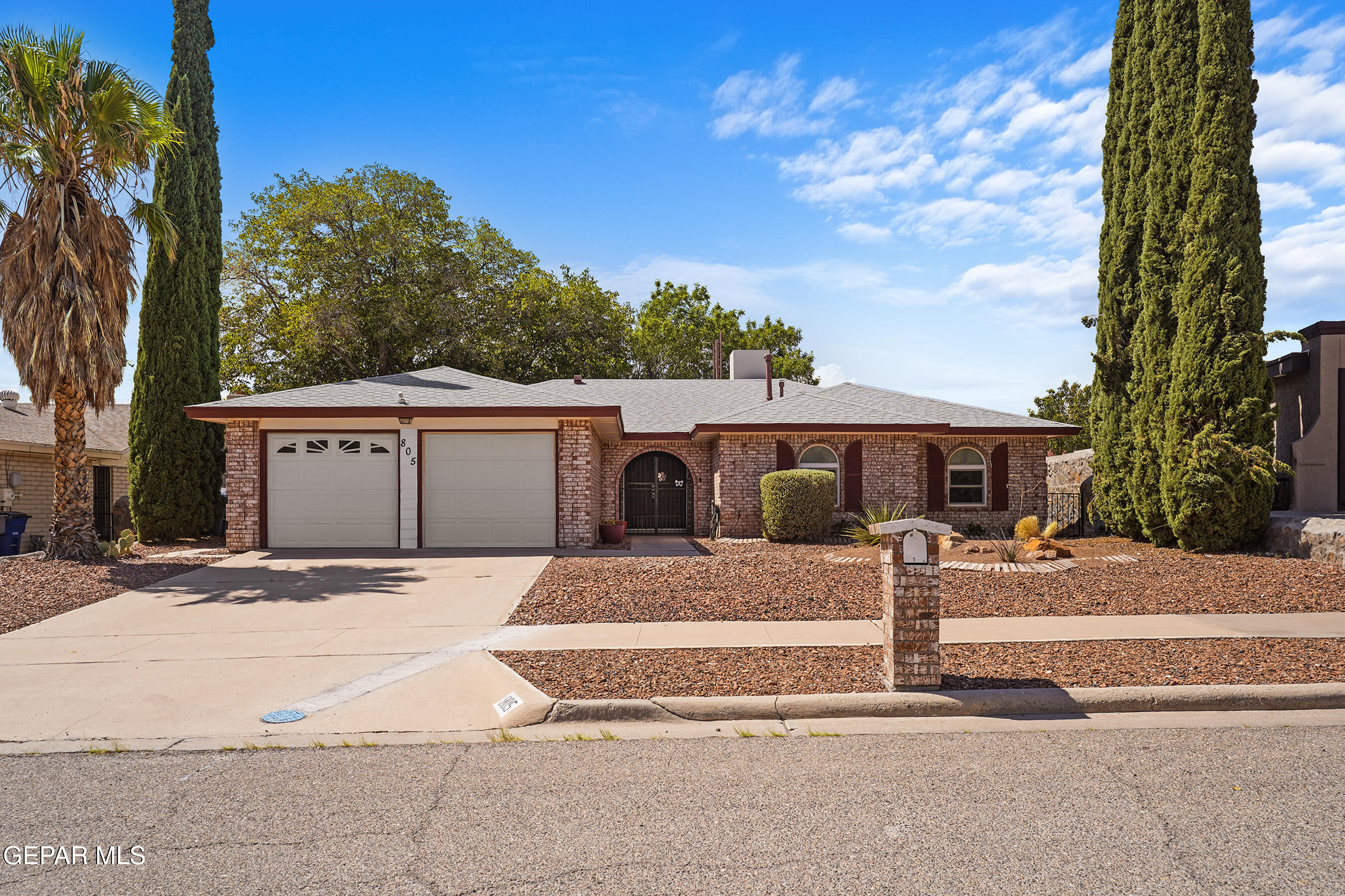 805 Espolon Drive — photo