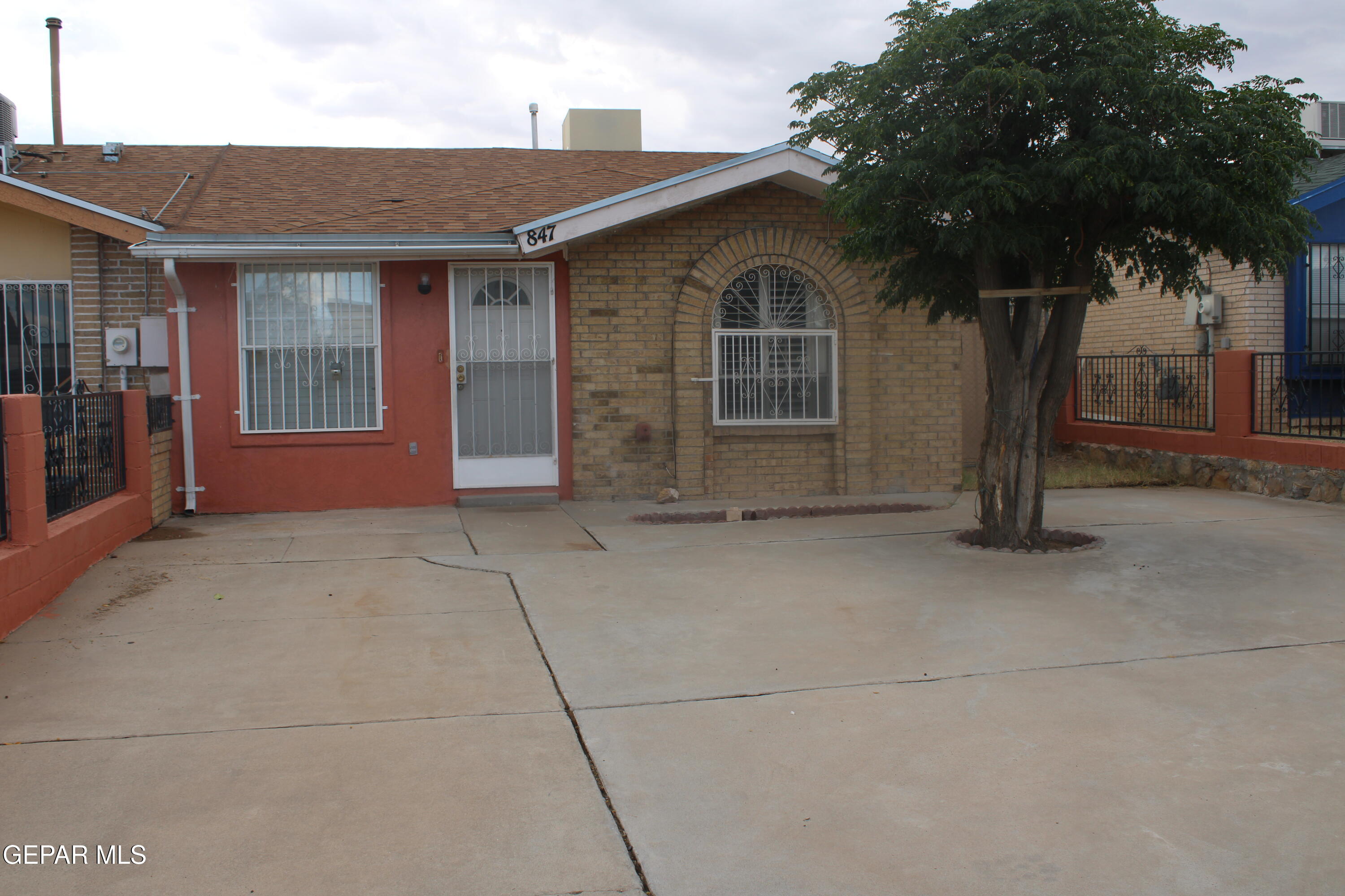 847 Barandal Drive — photo