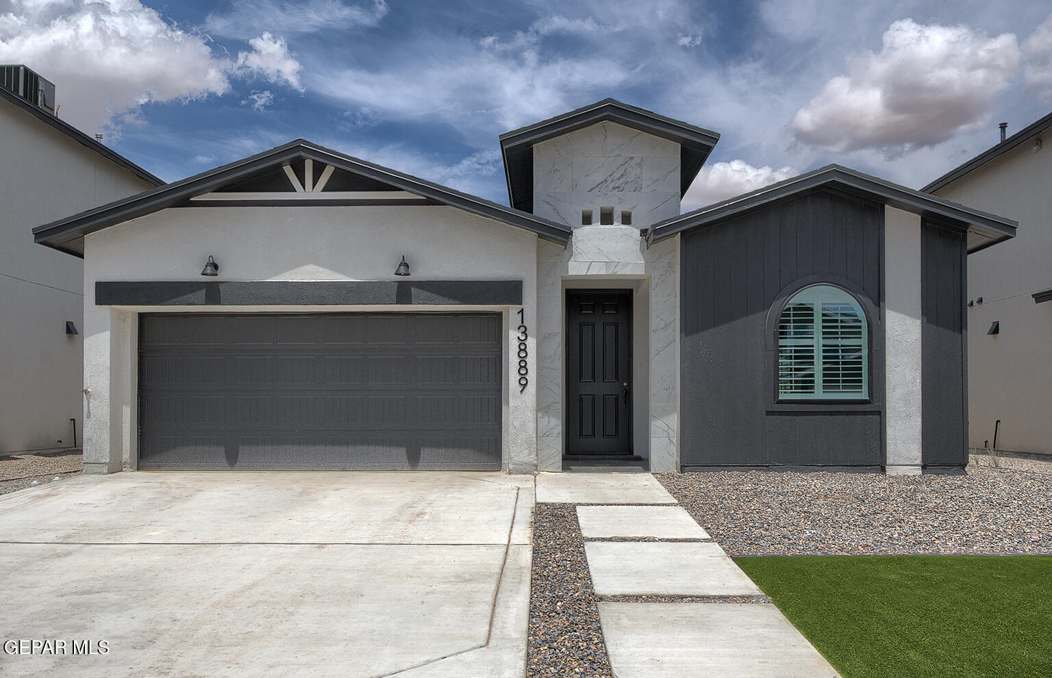 15141 Laura Lane — photo