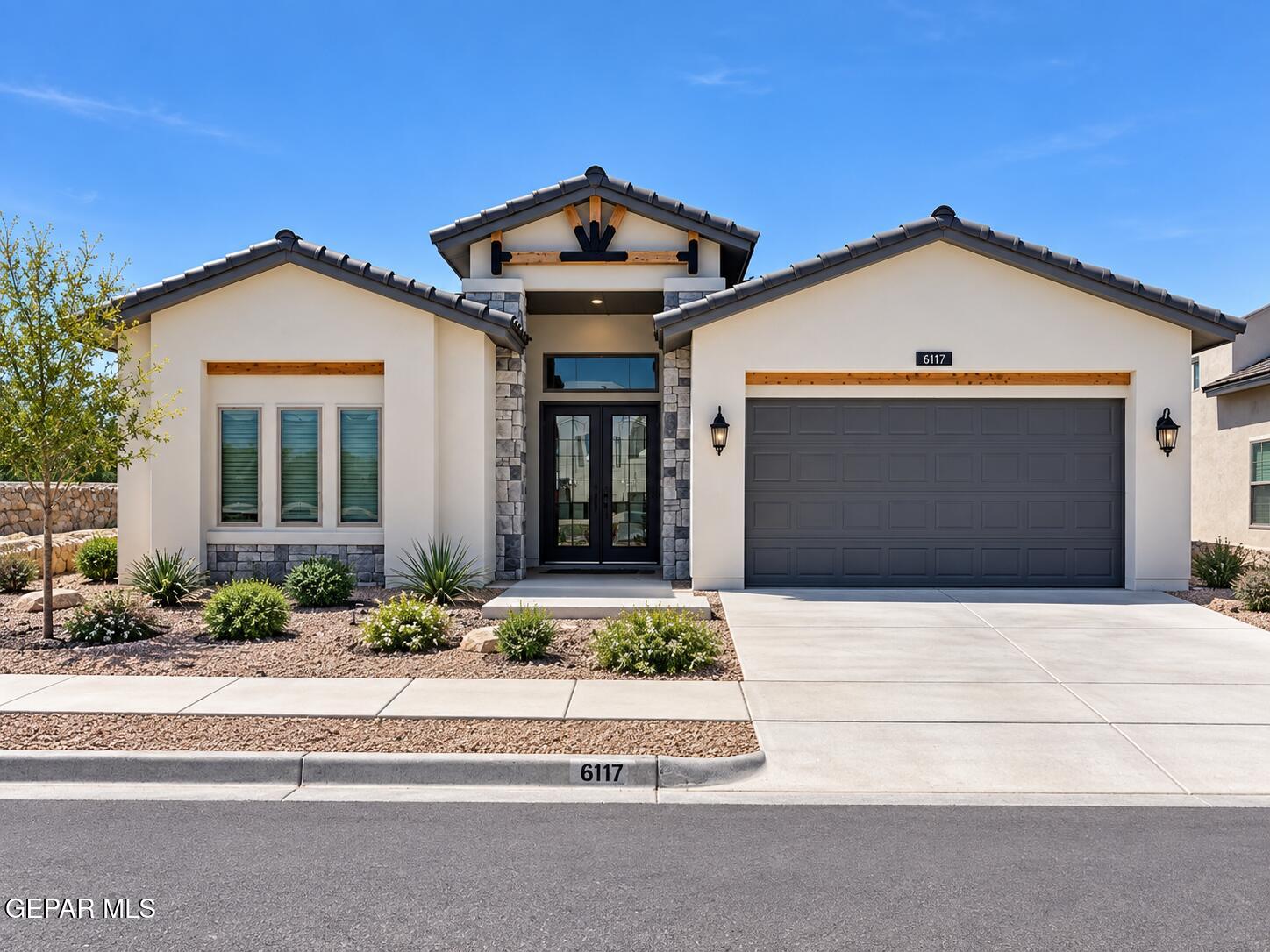 6117 Patricia Elena Place — photo
