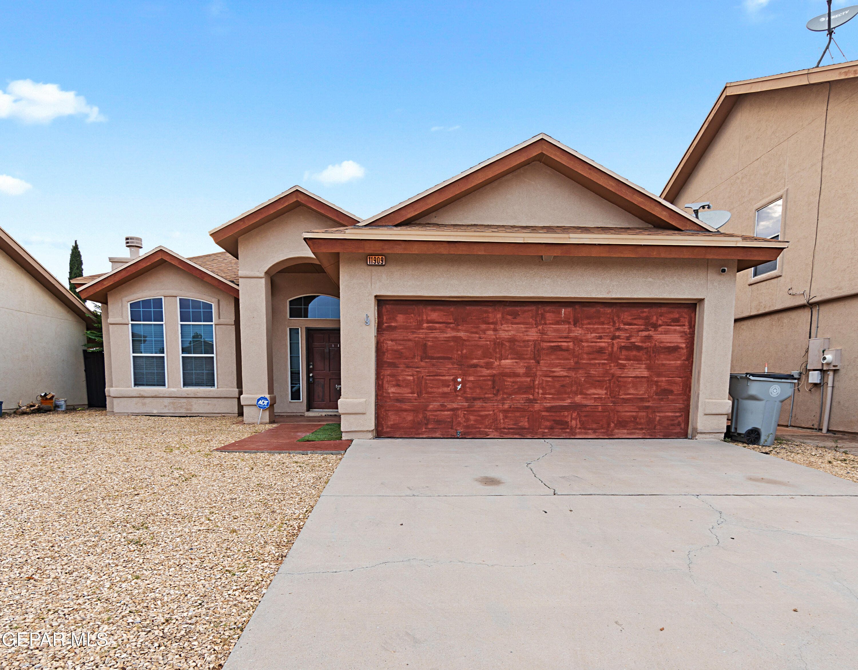 11909 Mesquite Bush Drive — photo