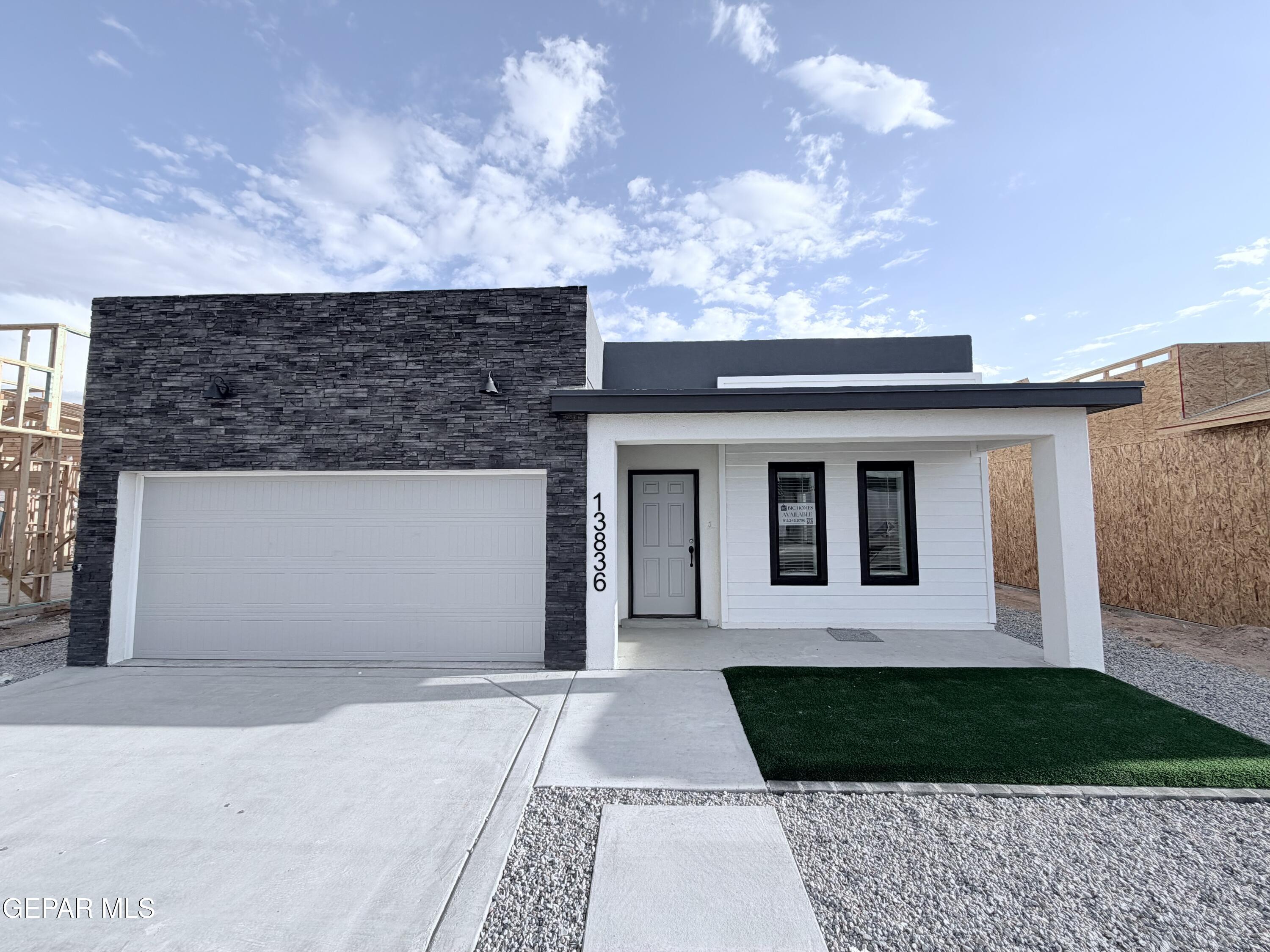 13836 Paseo de Gloria Drive — photo